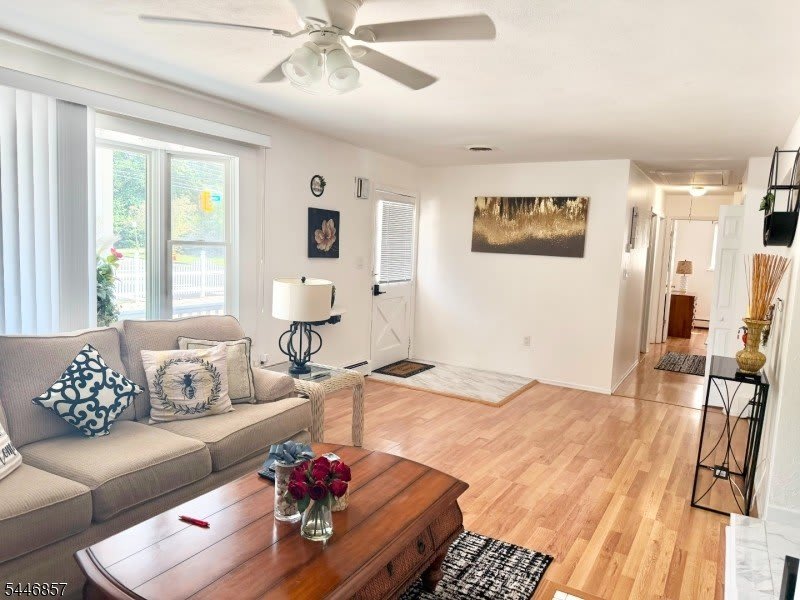 104 Nautilus Dr – photo 4