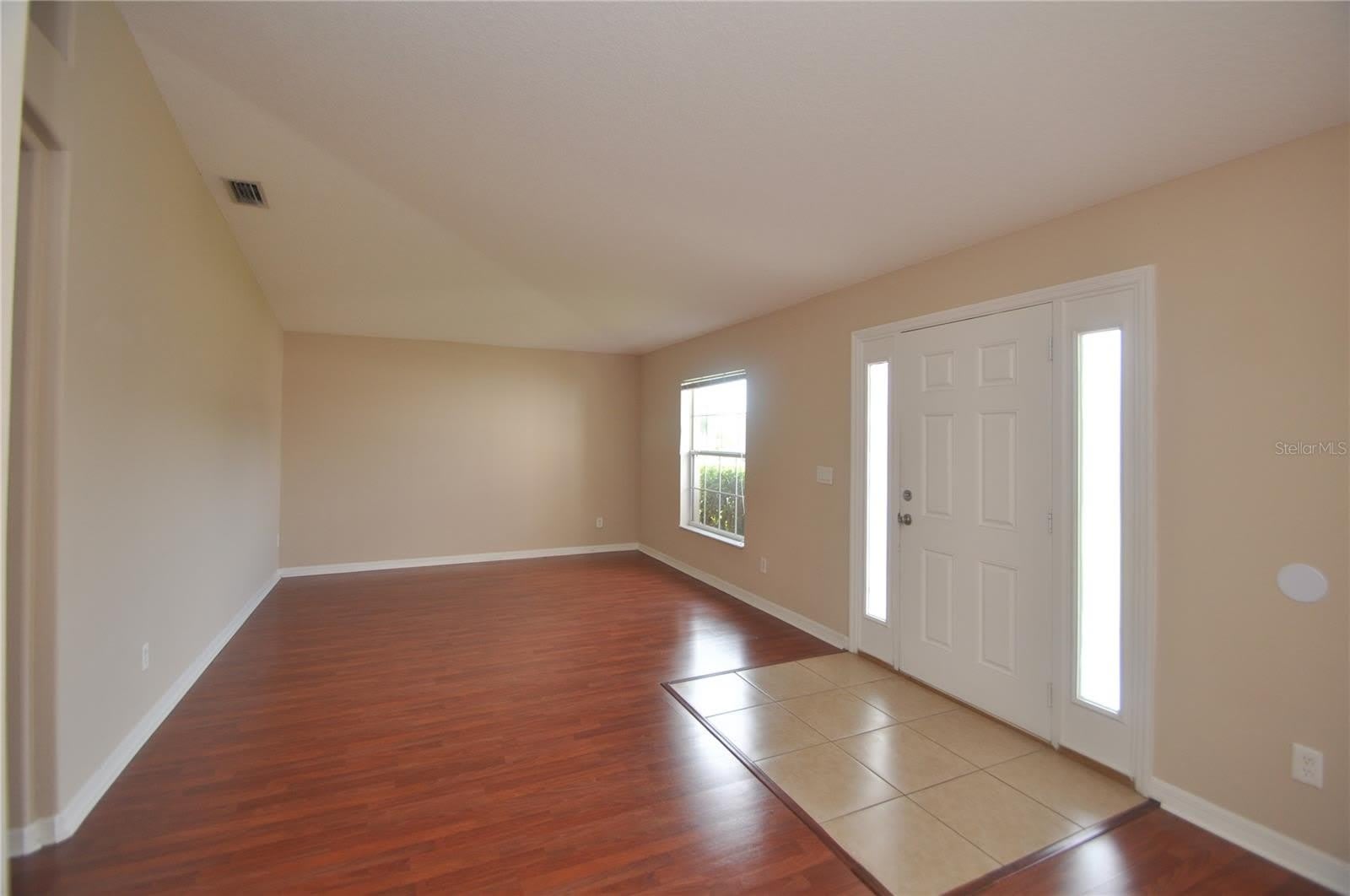 37 LOUISBURG Lane – photo 3