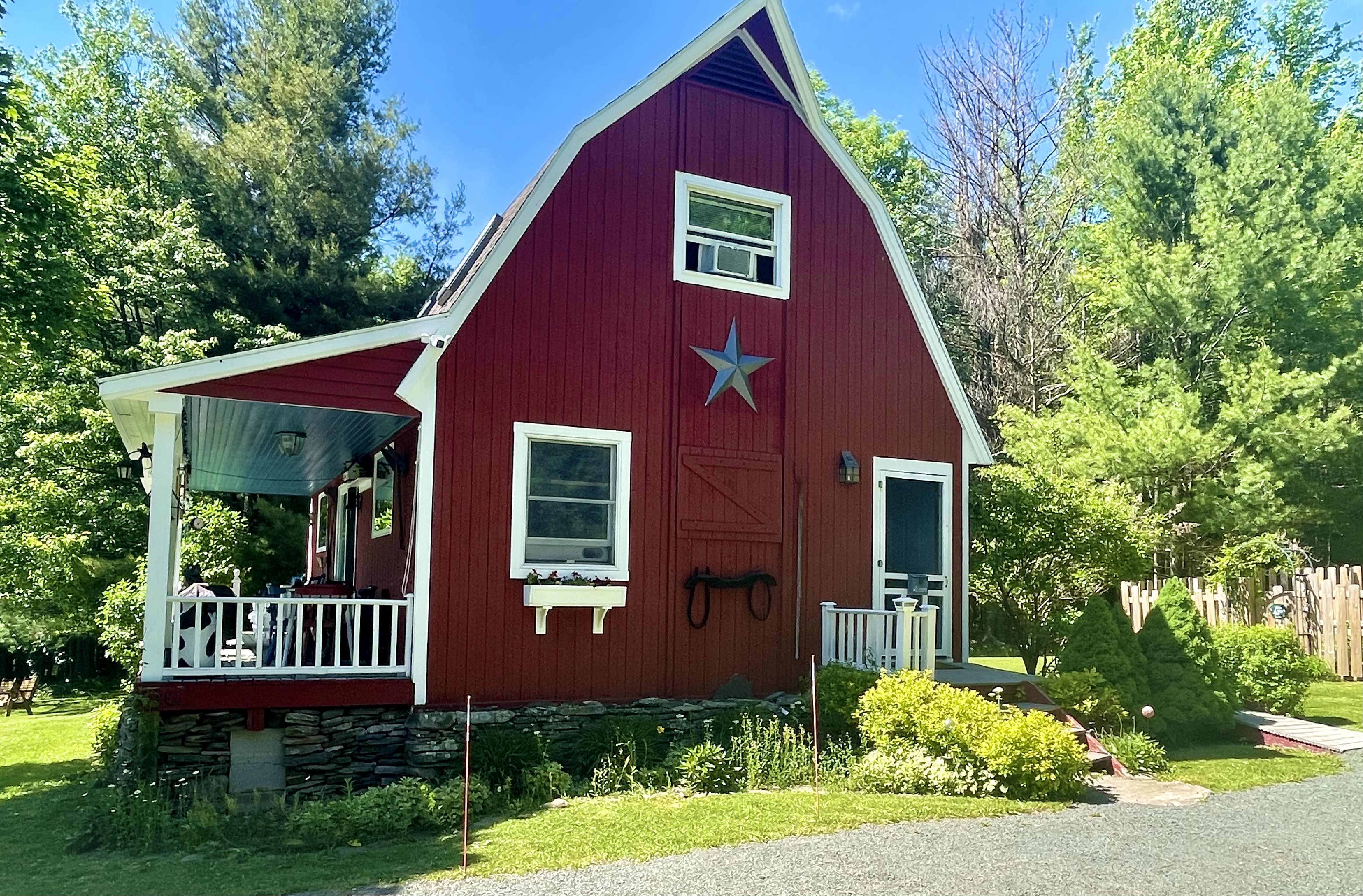 64 Van Ettan Road – photo 1