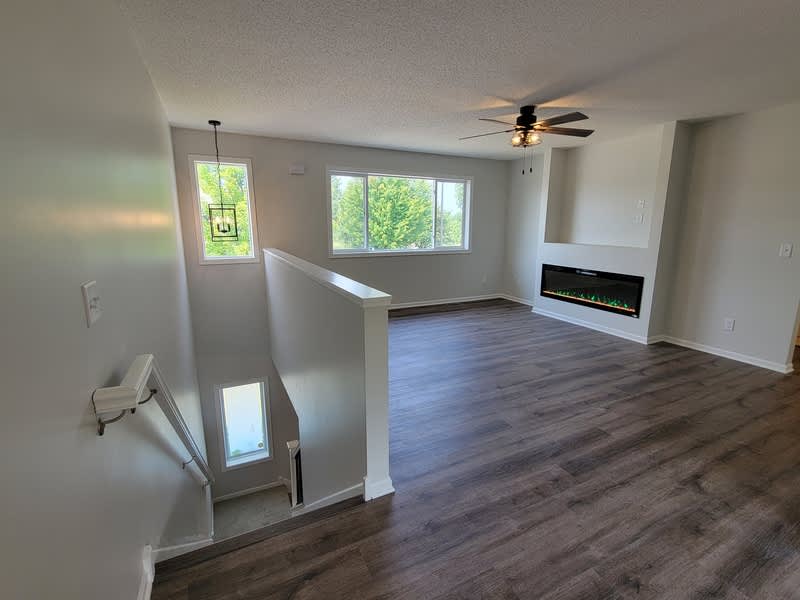 6984 91St Street Northeast 1 – photo 5