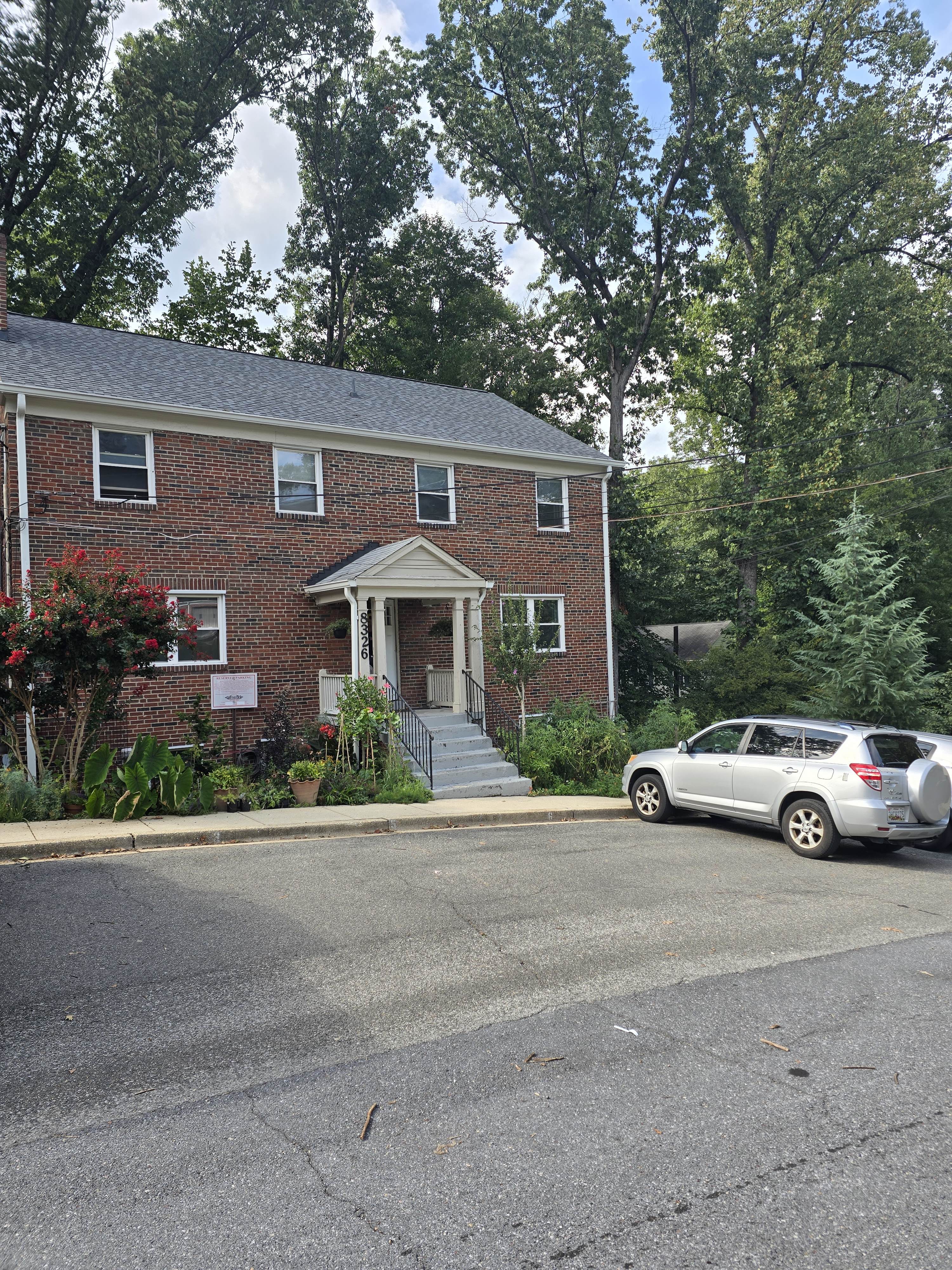 8326 Roanoke Avenue – photo 2