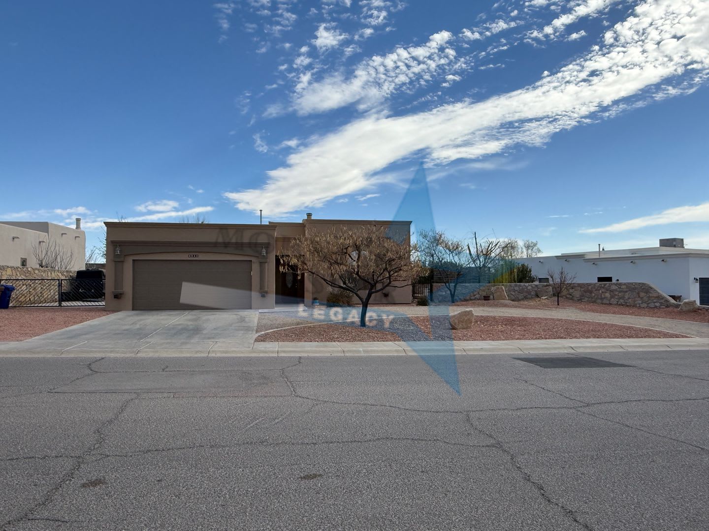 MOVE IN SPECIAL!!! Move in now and get the remainder of August rent FREE!! – photo 1