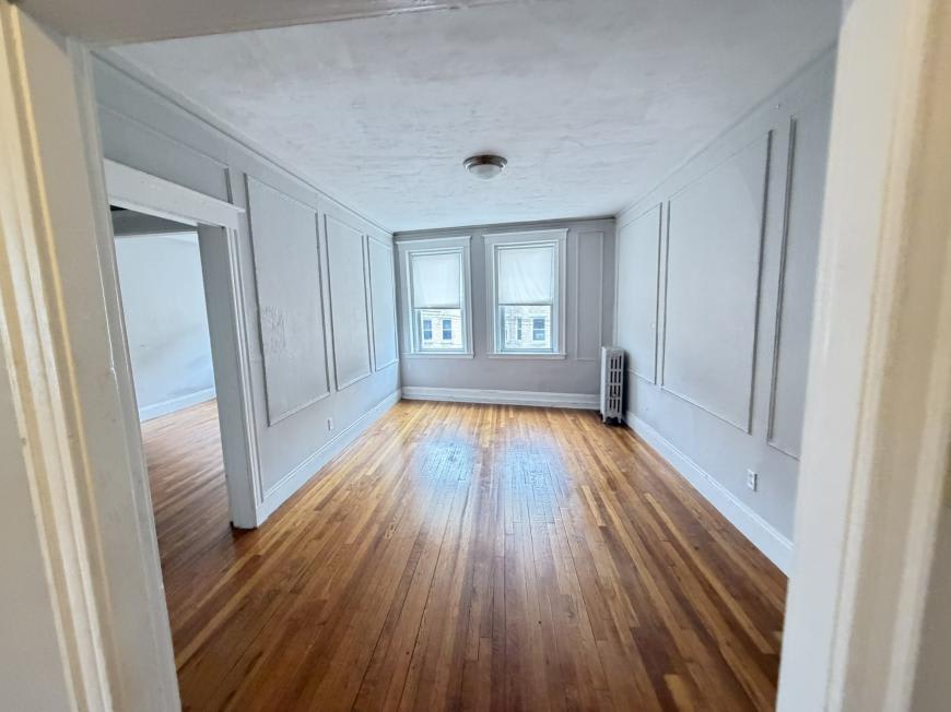 170 Kelton St. – photo 4