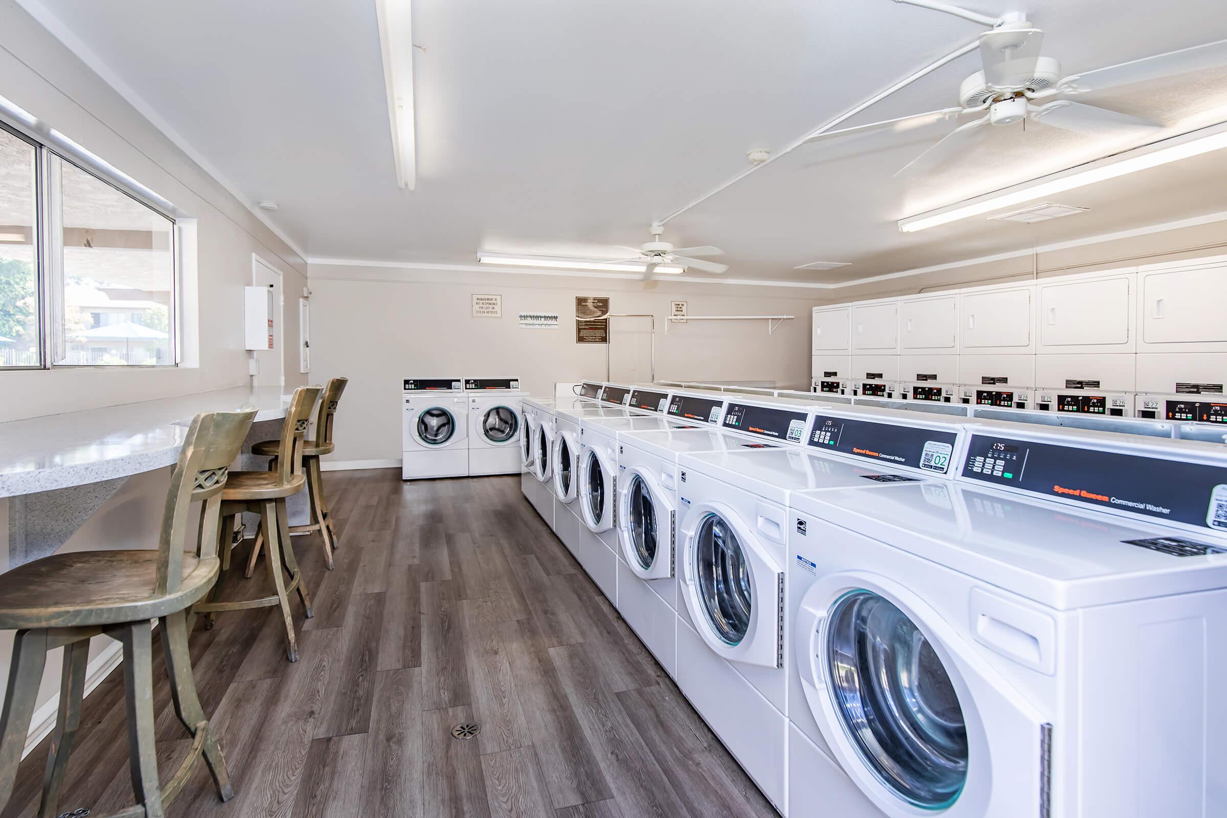 R C Briarwood Apartment Homes – photo 5
