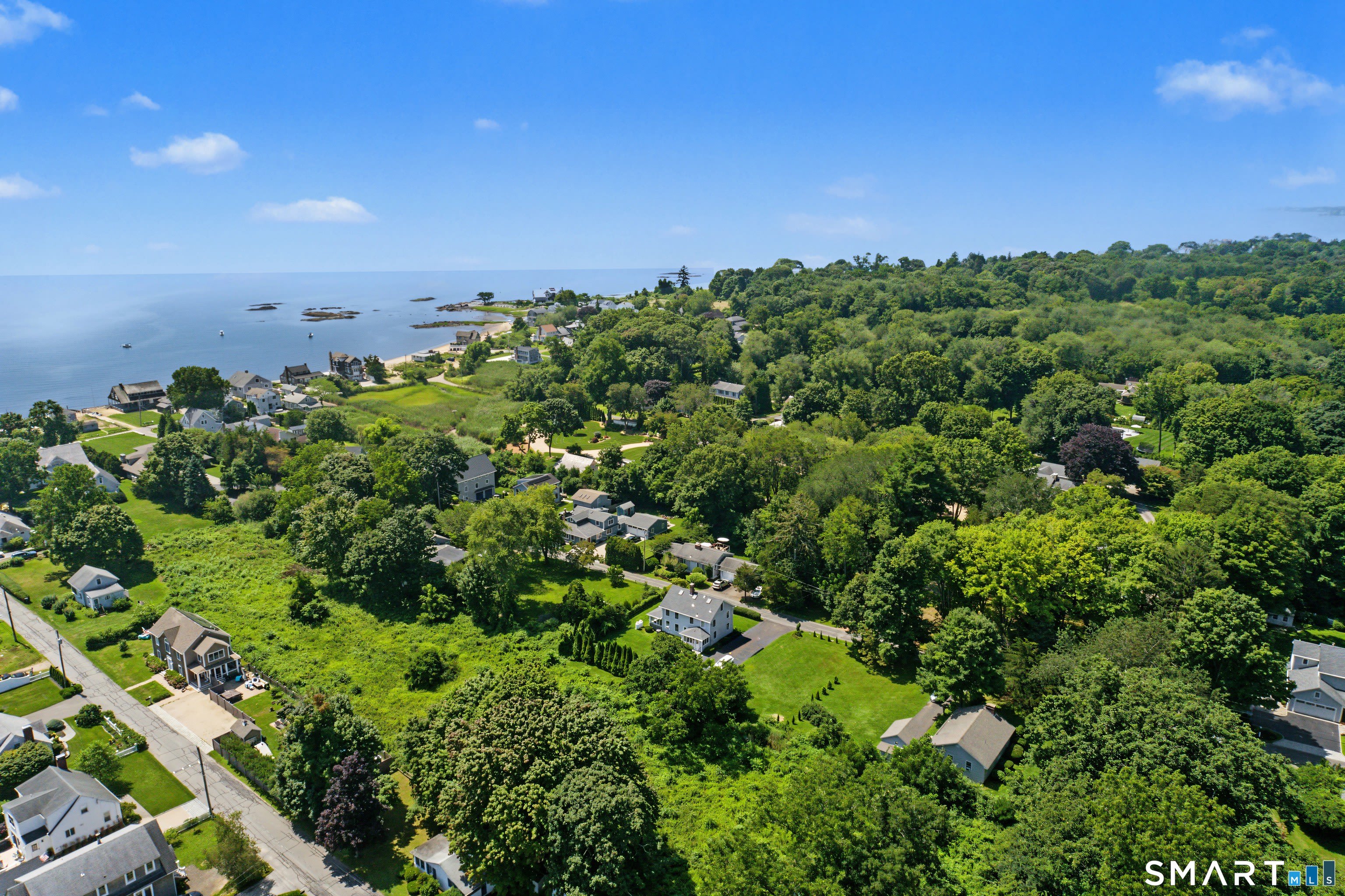 37 Beach Avenue – photo 2