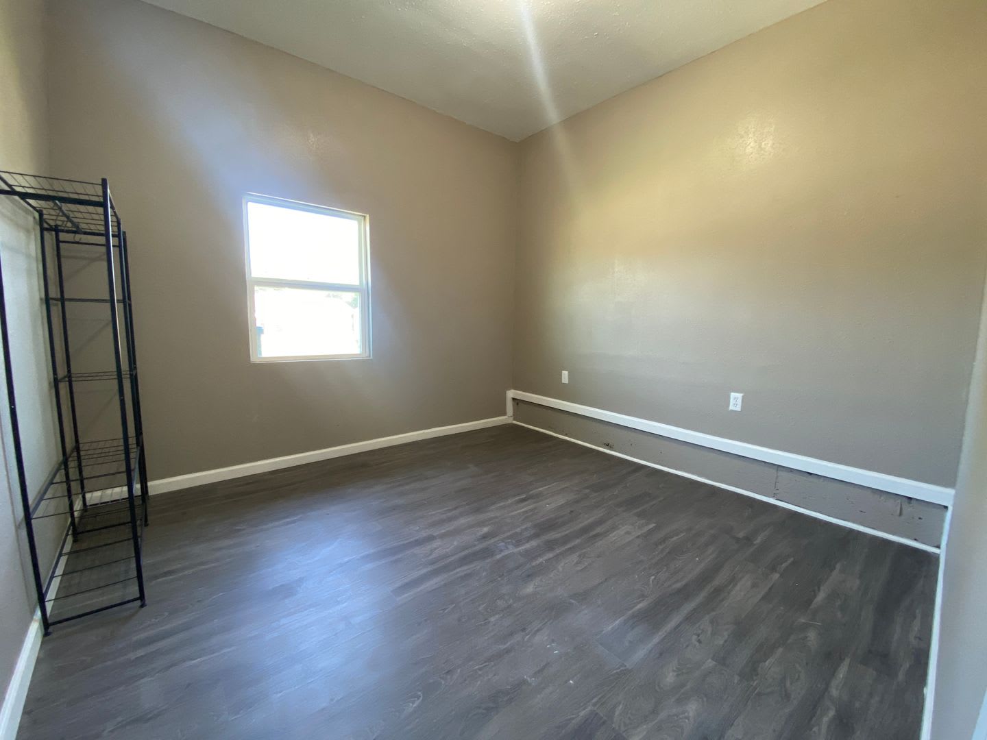 Charming 5 Bedroom House – photo 3