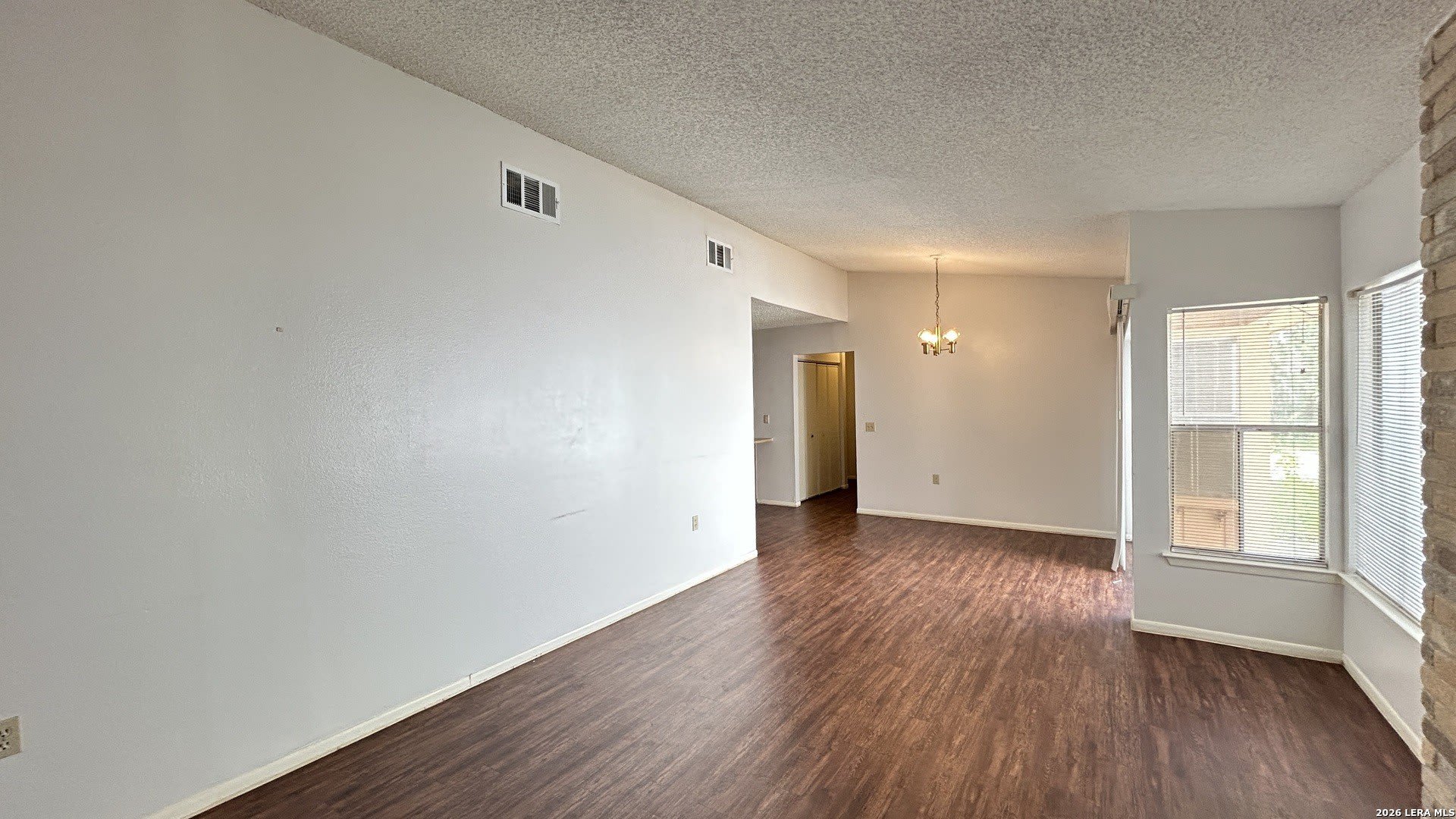 9633 IVY BEND ST – photo 4