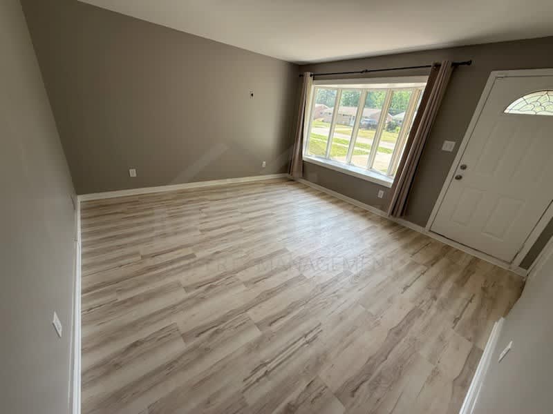 34856 Fairchild St – photo 4