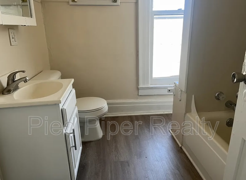 404 E Prospect Terr – photo 4