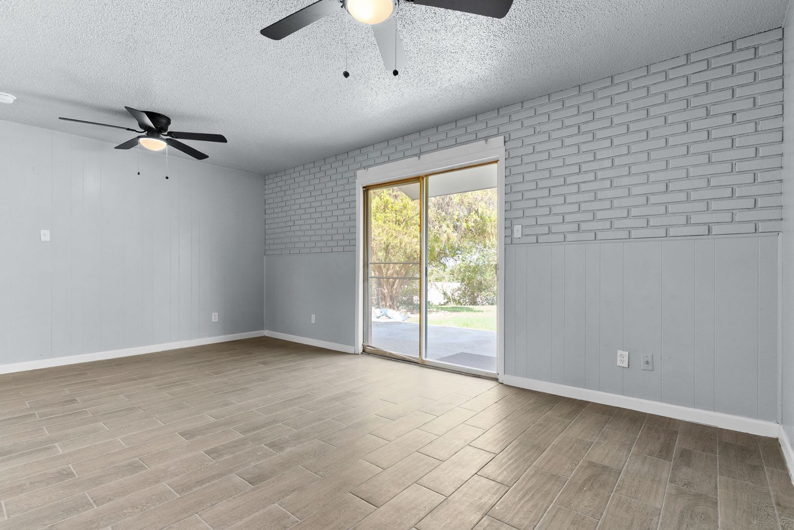 1405 Hillside Street – photo 2