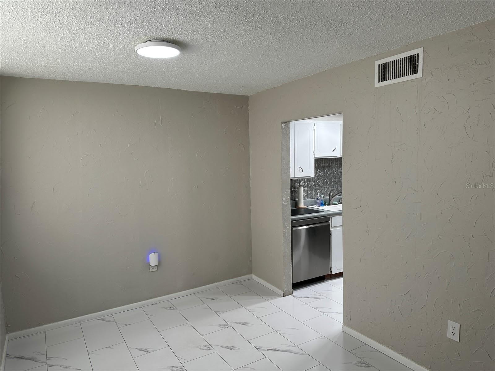 2623 SEVILLE Boulevard – photo 3