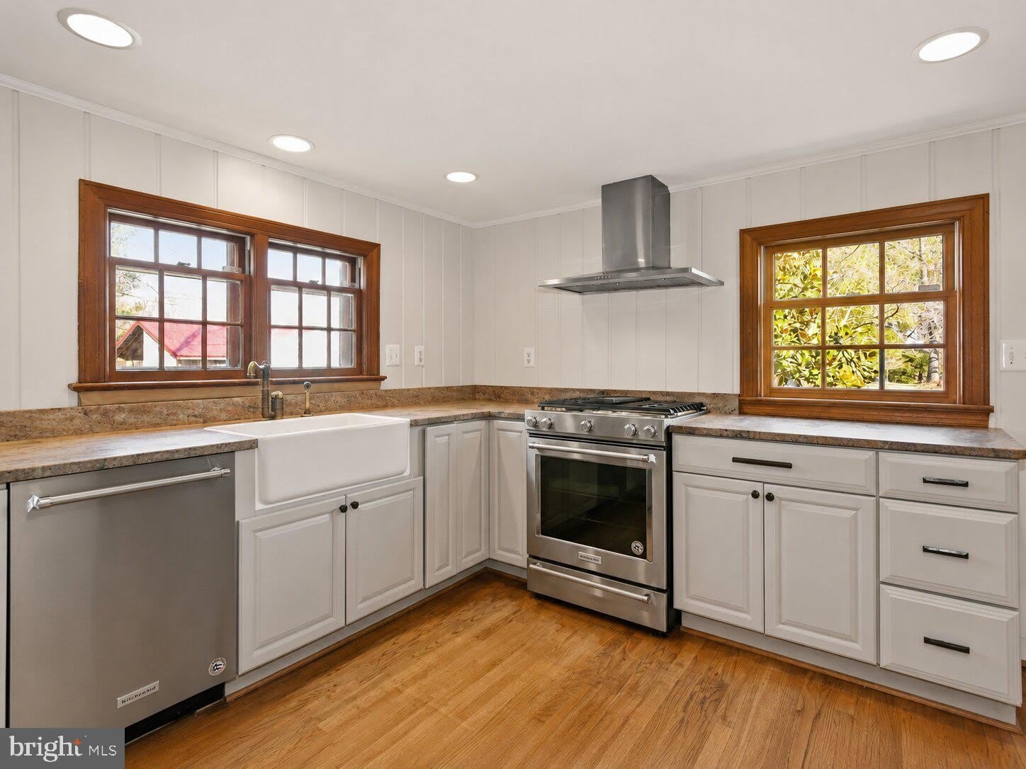 326 WALKER Road – photo 5