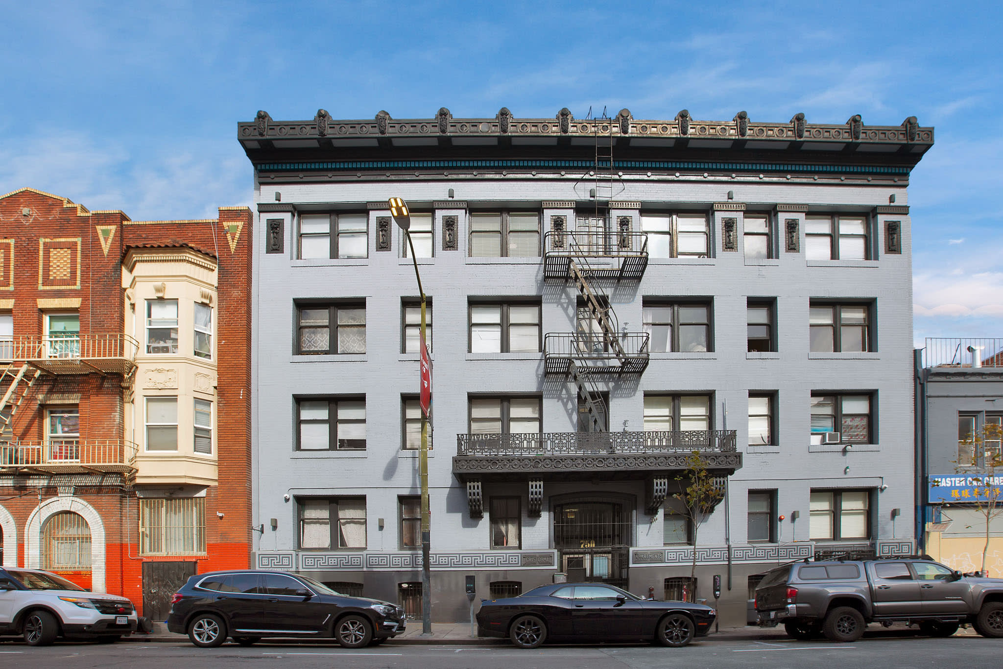 750 O’Farrell – photo 1