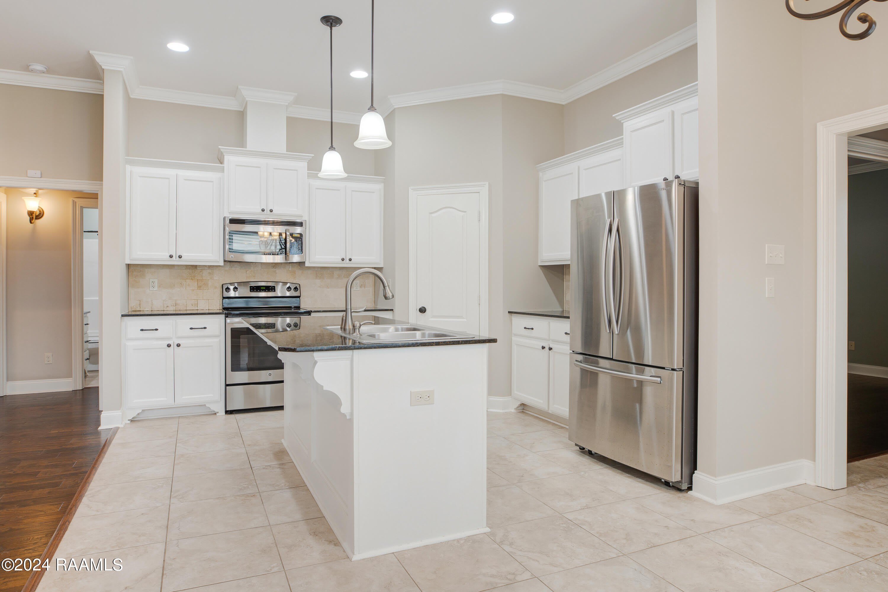 919 Russo Street – photo 5