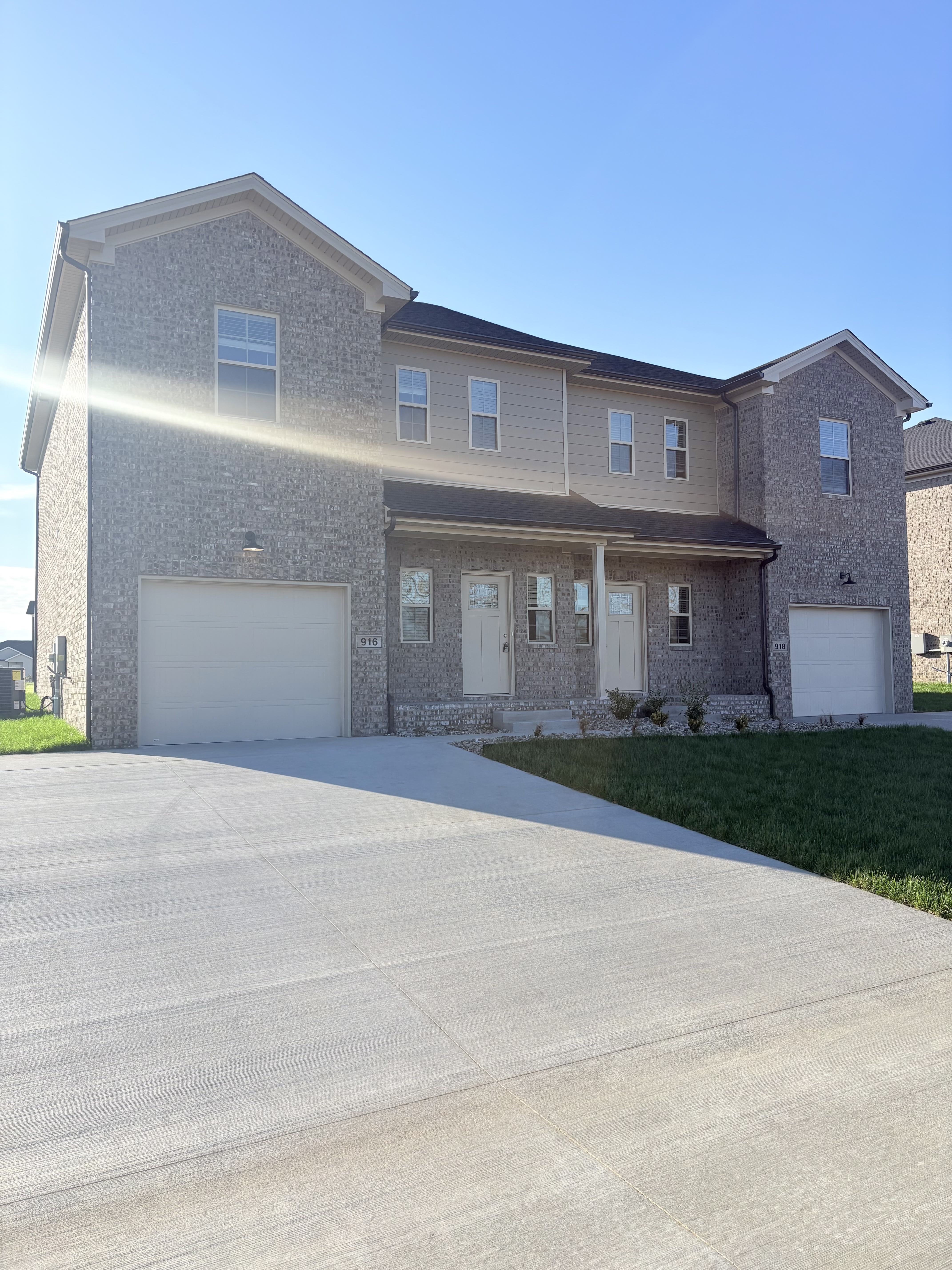 916 Rodeo Ln – photo 1
