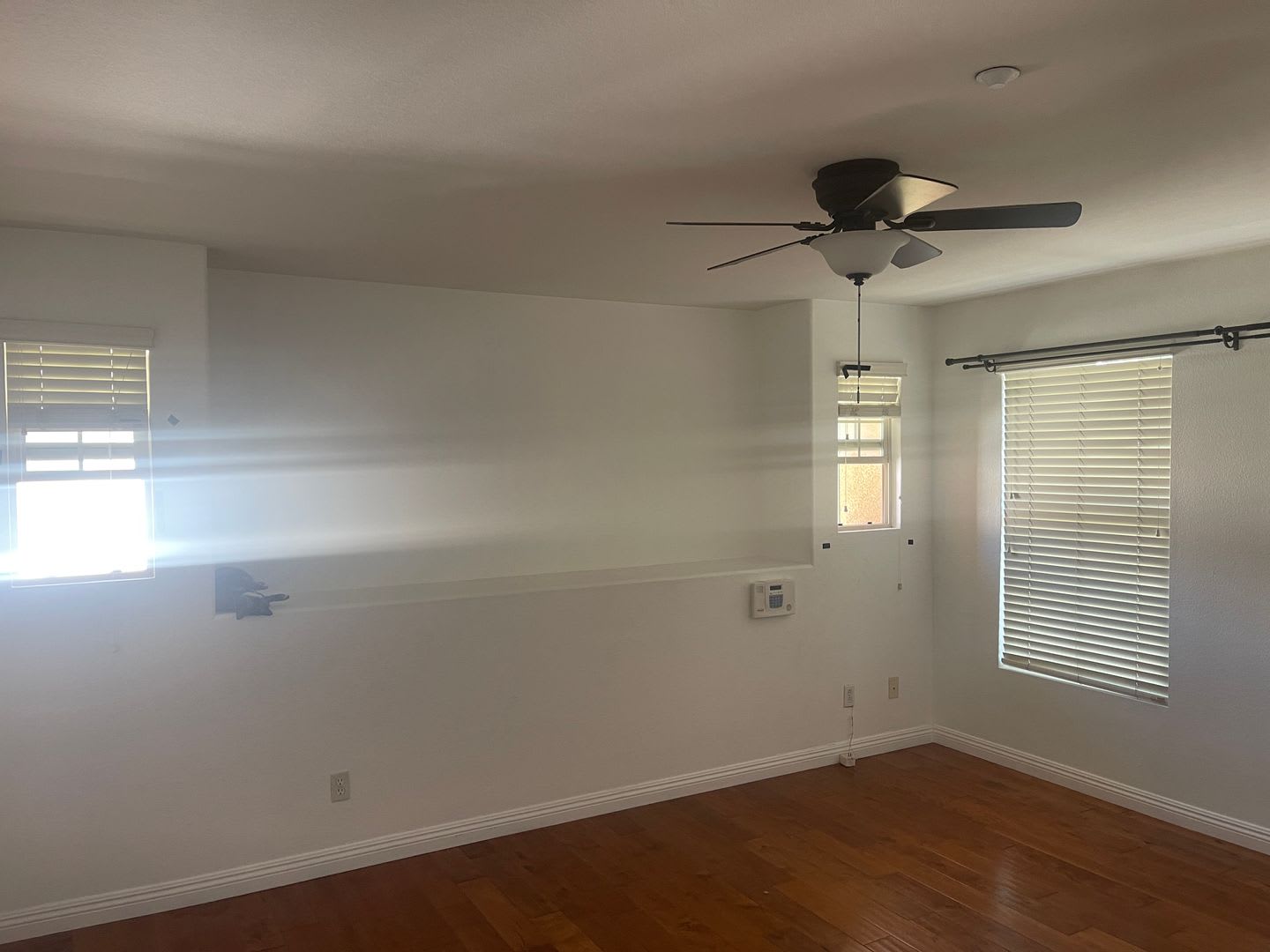 3 Bedrooms 3 Baths Townhome For Rent In Eastlake – photo 3