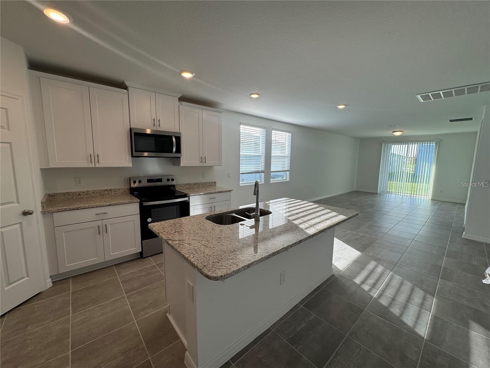 4552 PICKEREL WEED Way – photo 2