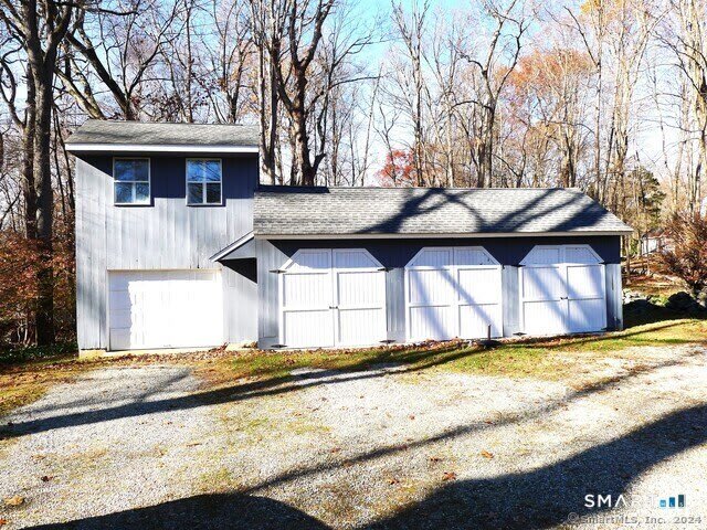 195 Silver Spring Road – photo 2