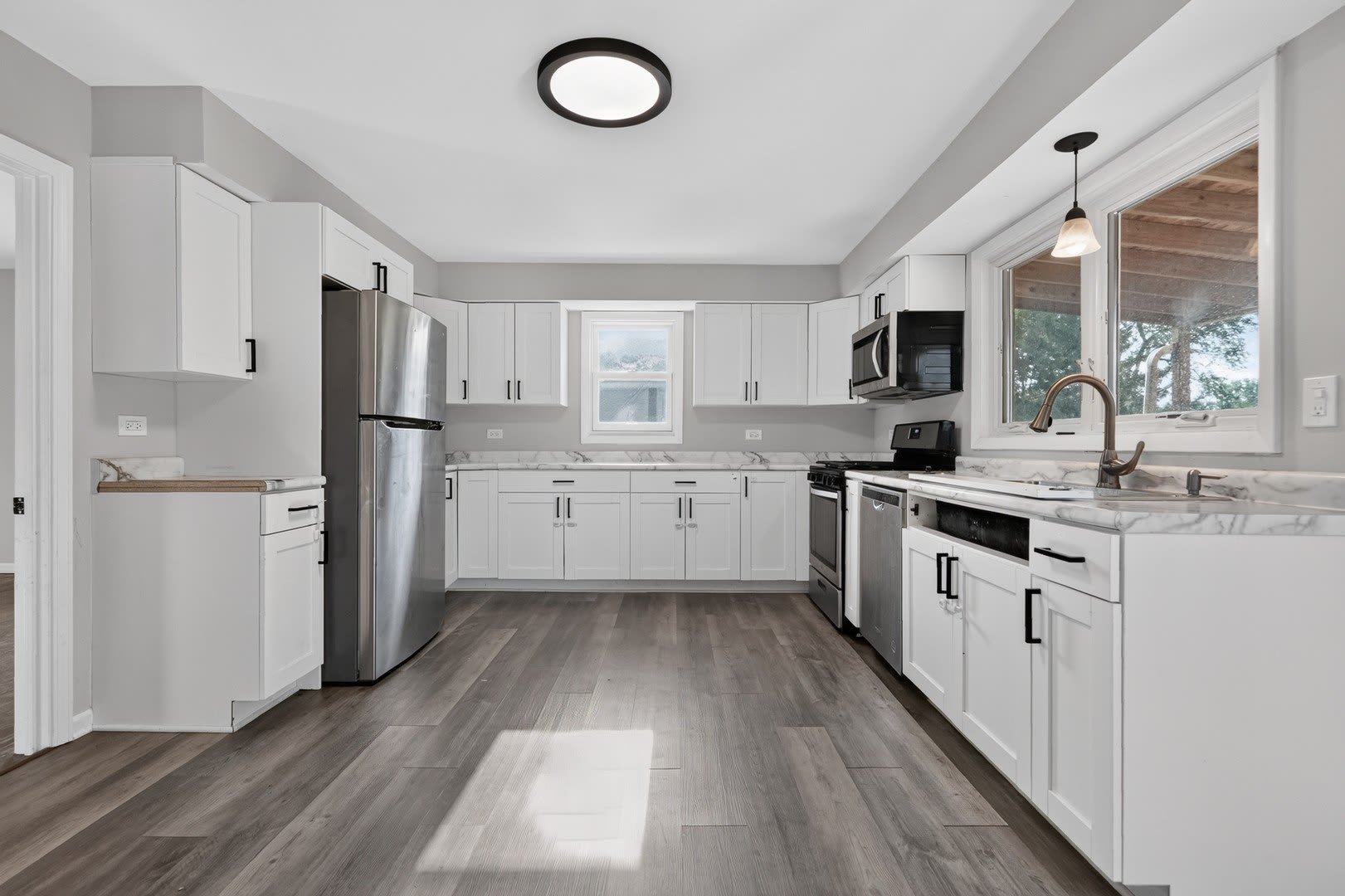 7945 W 91st Street – photo 5