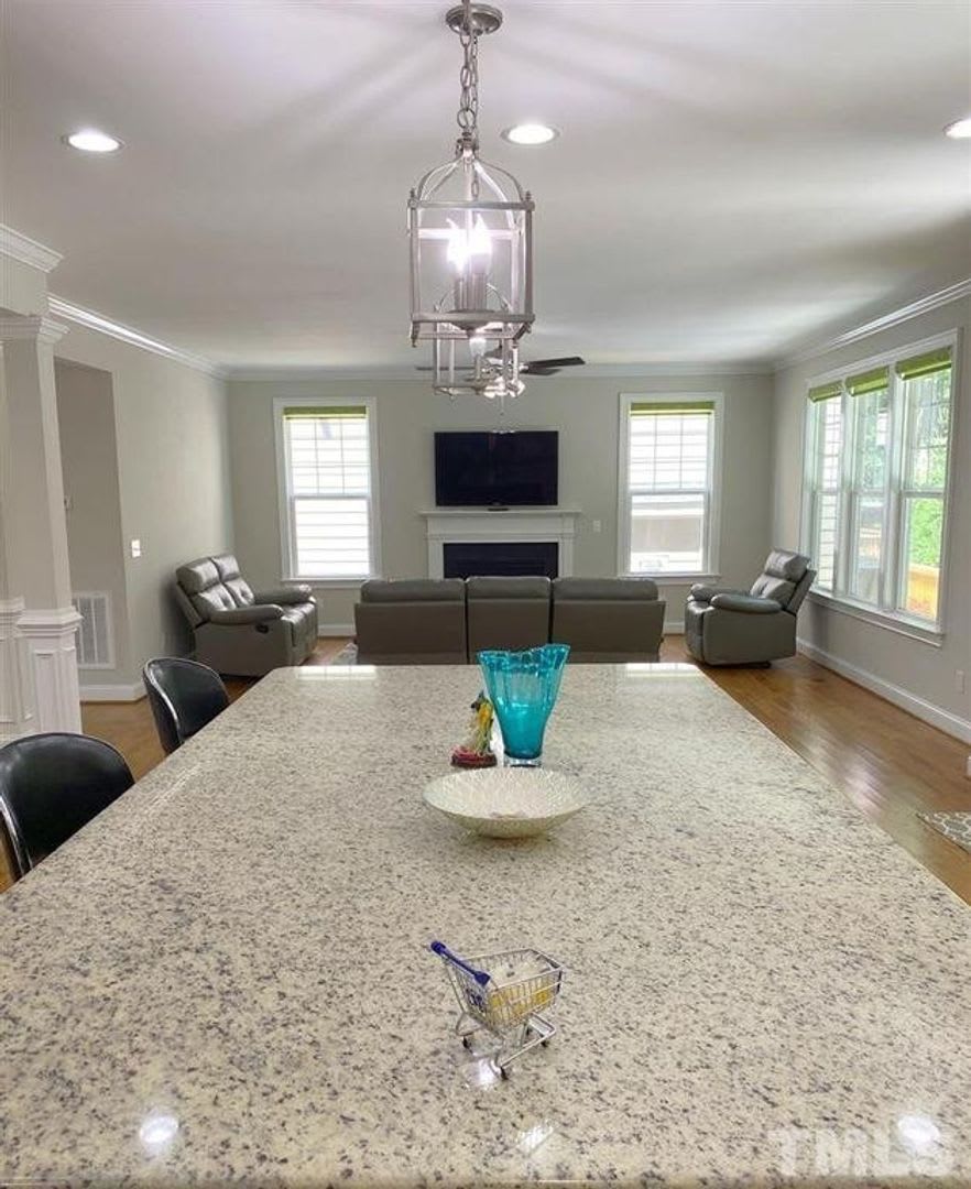 Room in 4 Bedroom Home at Grande Chateau Ln – photo 2