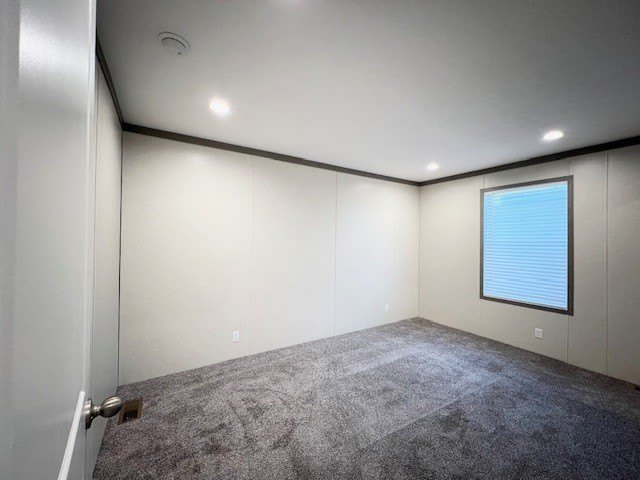 25160 Nuway Avenue – photo 3