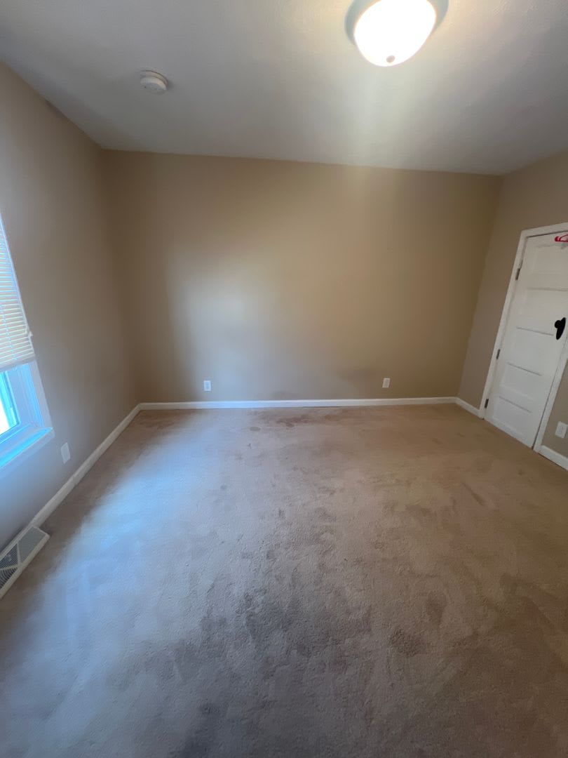 Coming Soon! 4 Bed 1.5 Bath – photo 5