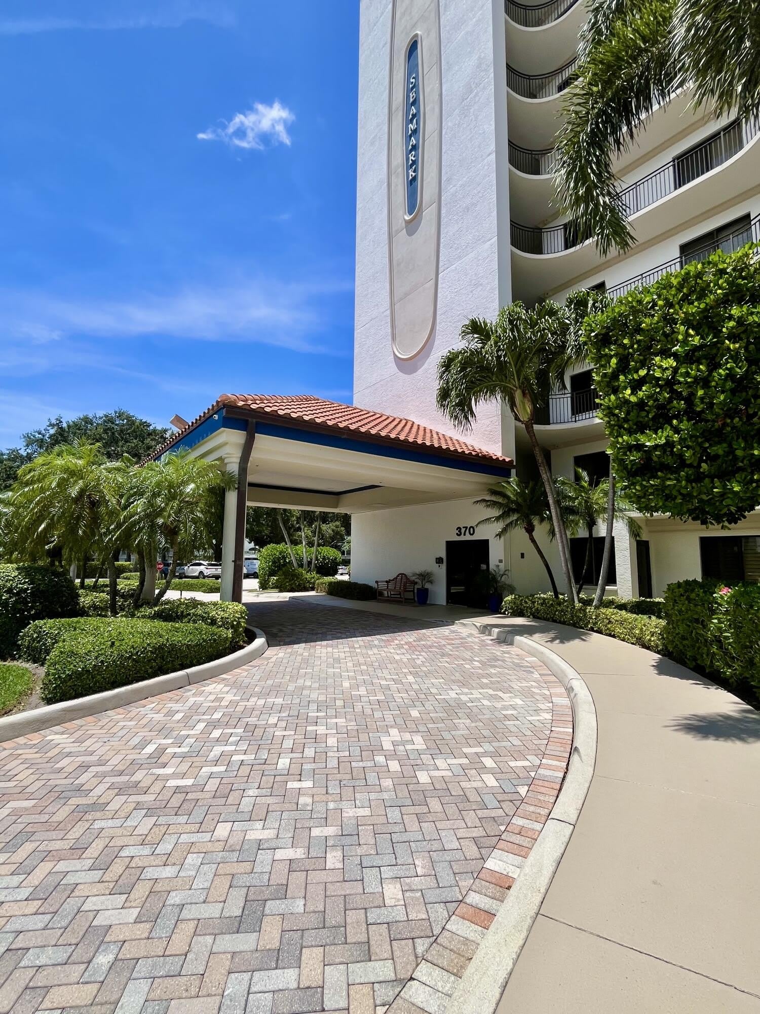 370 GOLFVIEW Road – photo 3