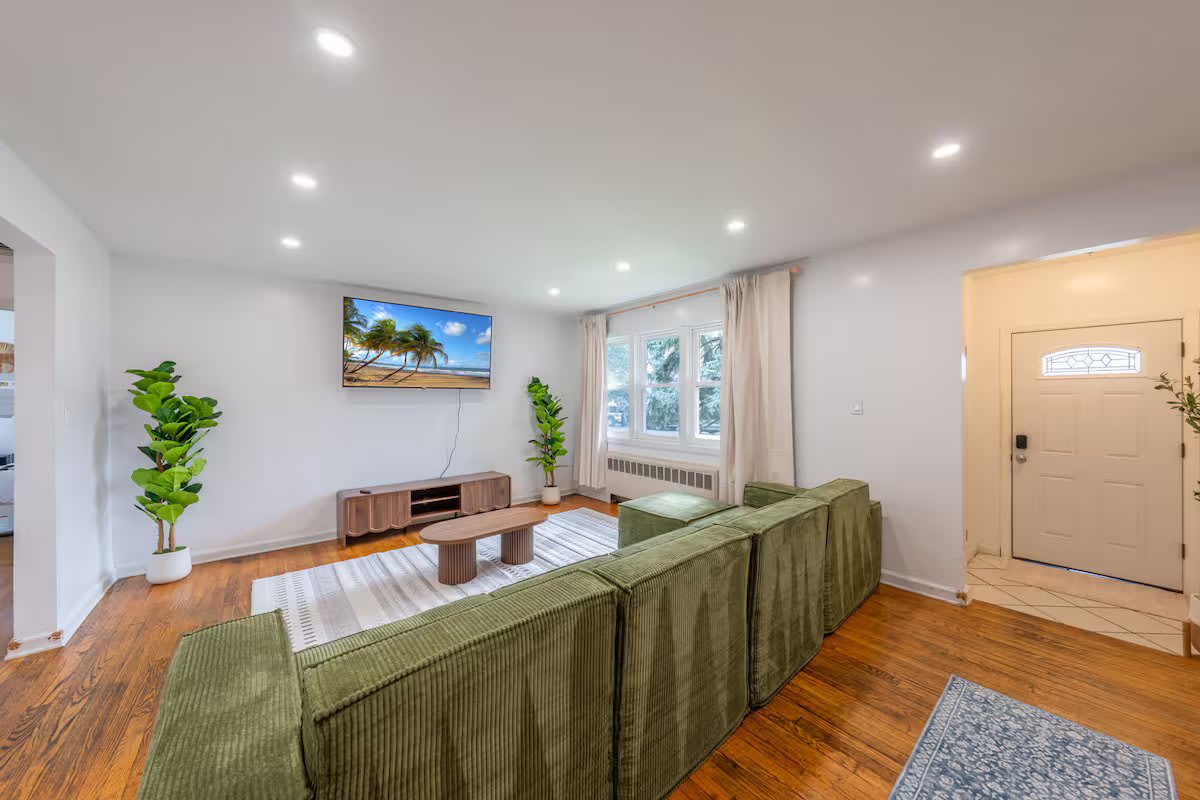 810 Walnut St – photo 4