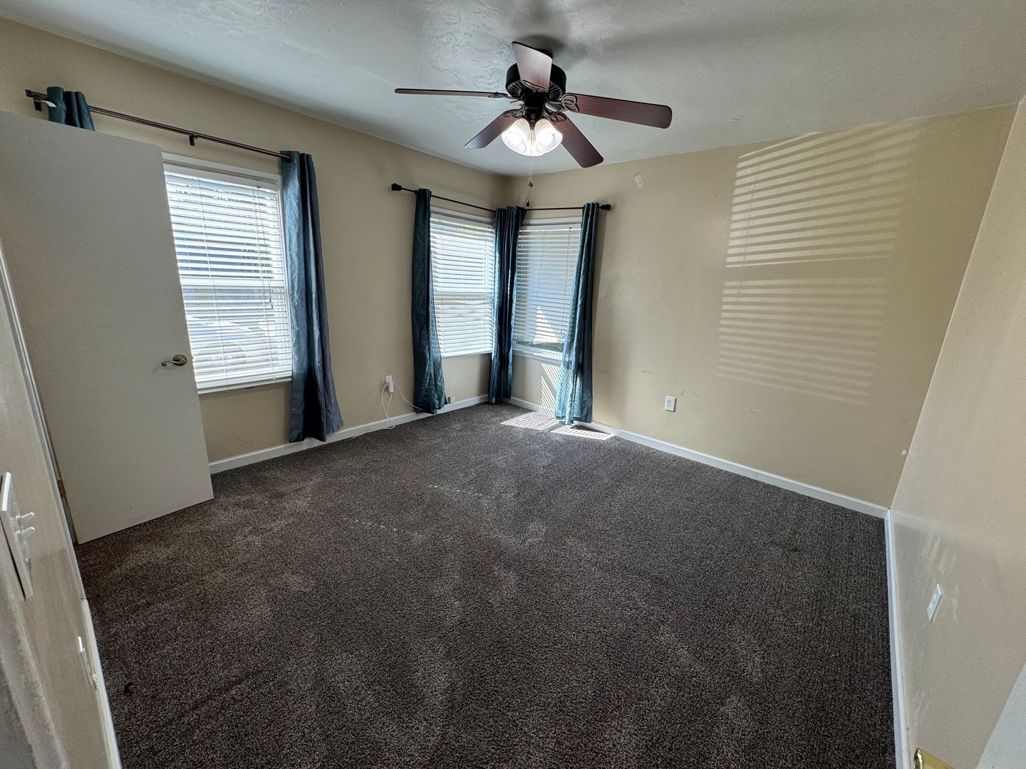1709 Ventura St – photo 5