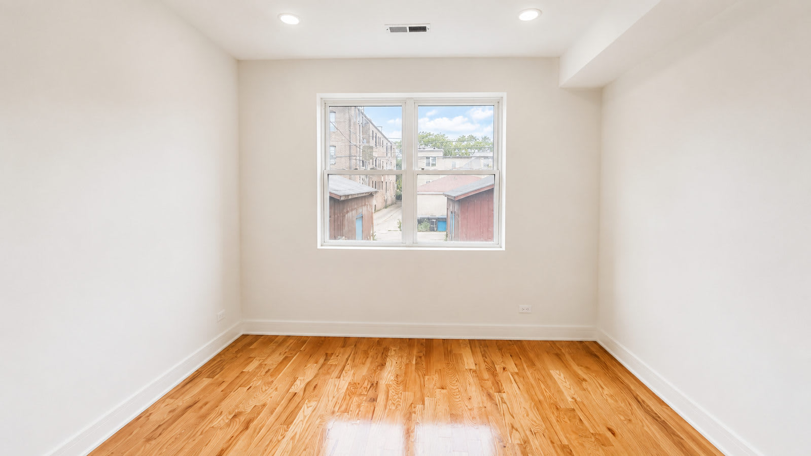 3136 North Ridgeway Avenue – photo 4