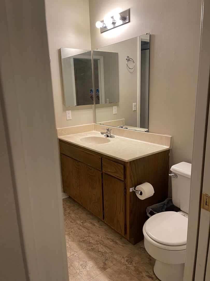 Charming townhome nestled in the heart of Hot Springs Village – photo 5
