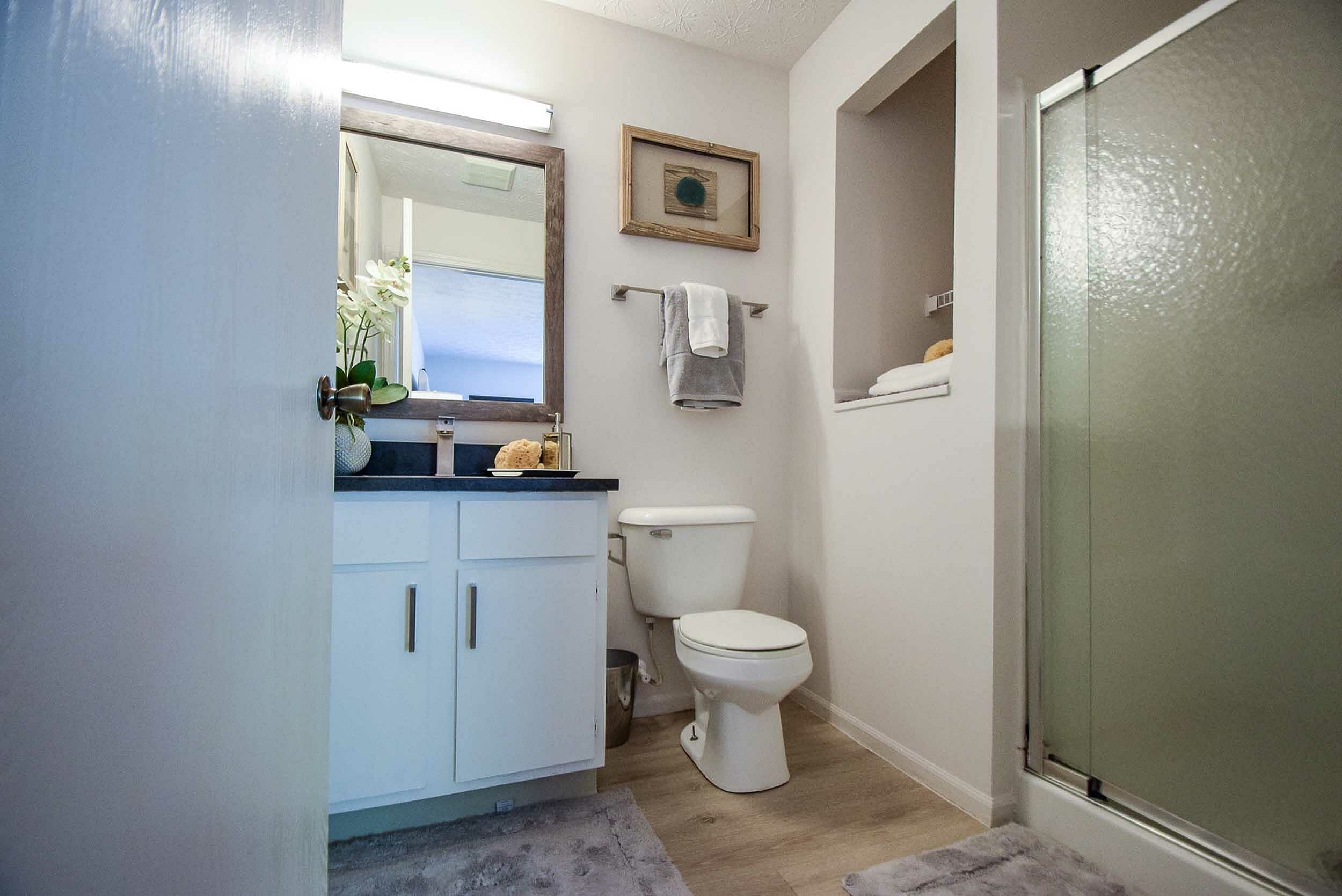 Enclave at Albany Park – photo 4