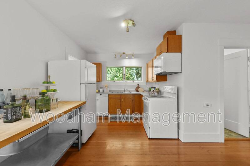 407 North Broadway Avenue – photo 4