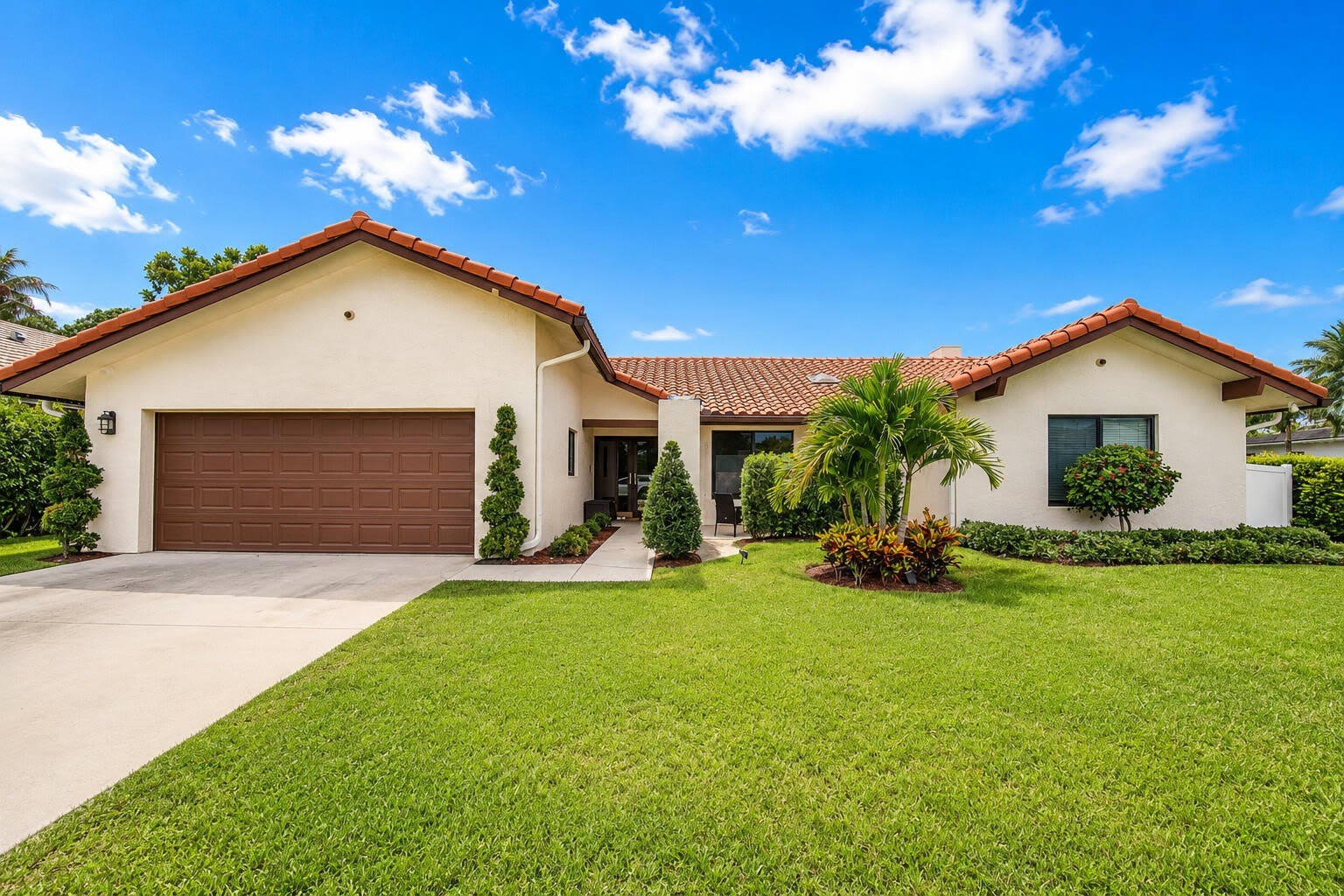 22209 Morning Glory Terrace – photo 1