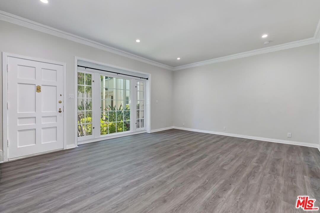 9342 W Olympic Blvd – photo 3