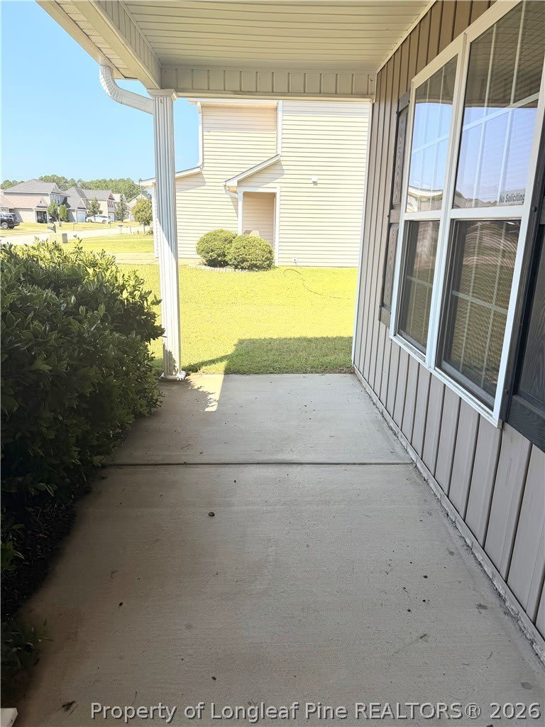 2110 Queen Elizabeth Lane – photo 3