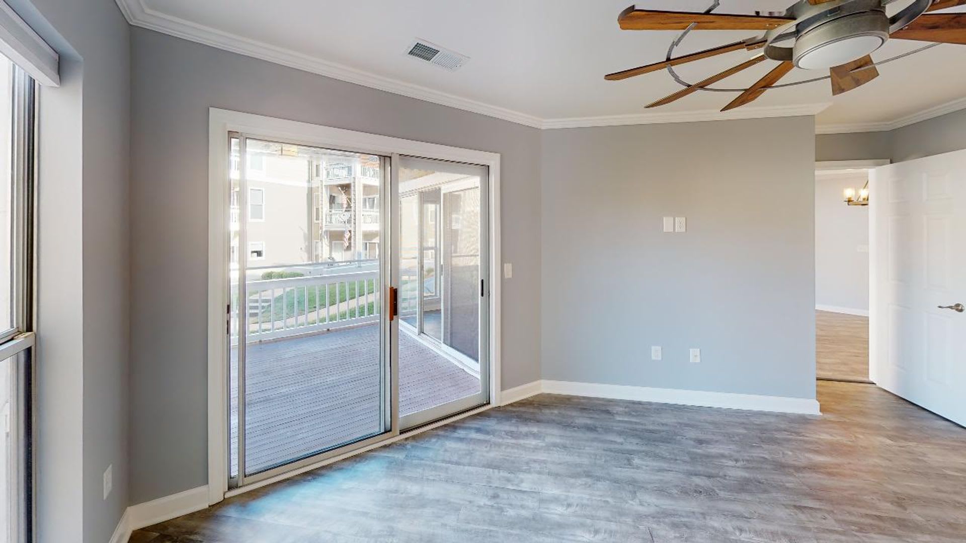 Waterfront Condo Fully Renovated For Lease On Lake Norman At Davidson Landing – photo 4