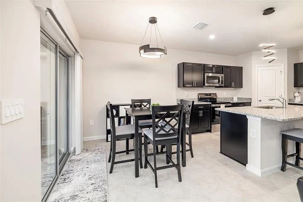 619 172nd Ct E – photo 4