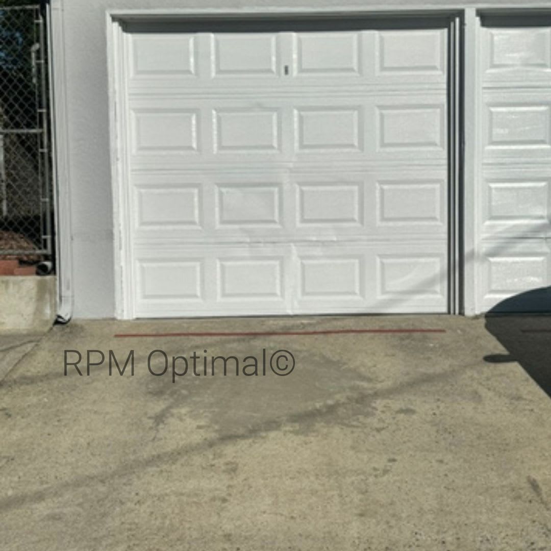 Real Character. Real Price. Real Location. Mid-City 1-Bedroom, Move-In Ready – photo 3
