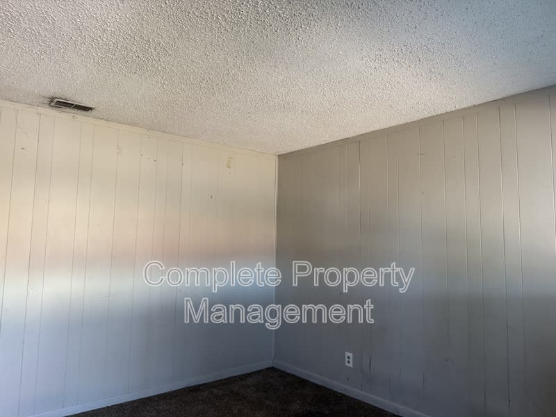 3348 34th Street North – photo 3