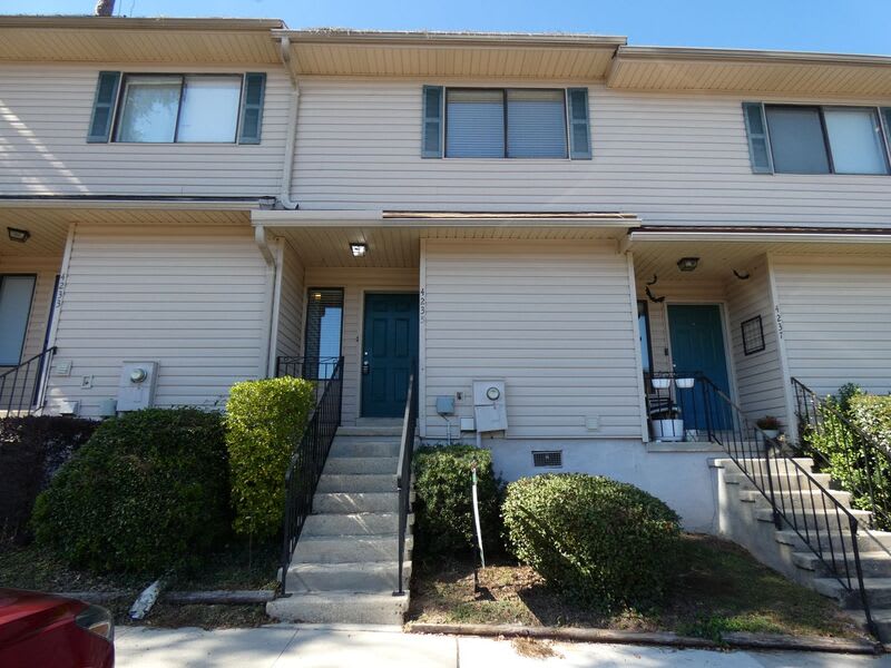 4235 Brookside Dr – photo 1