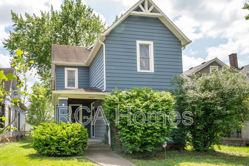 1603 Woodlawn Avenue – photo 4