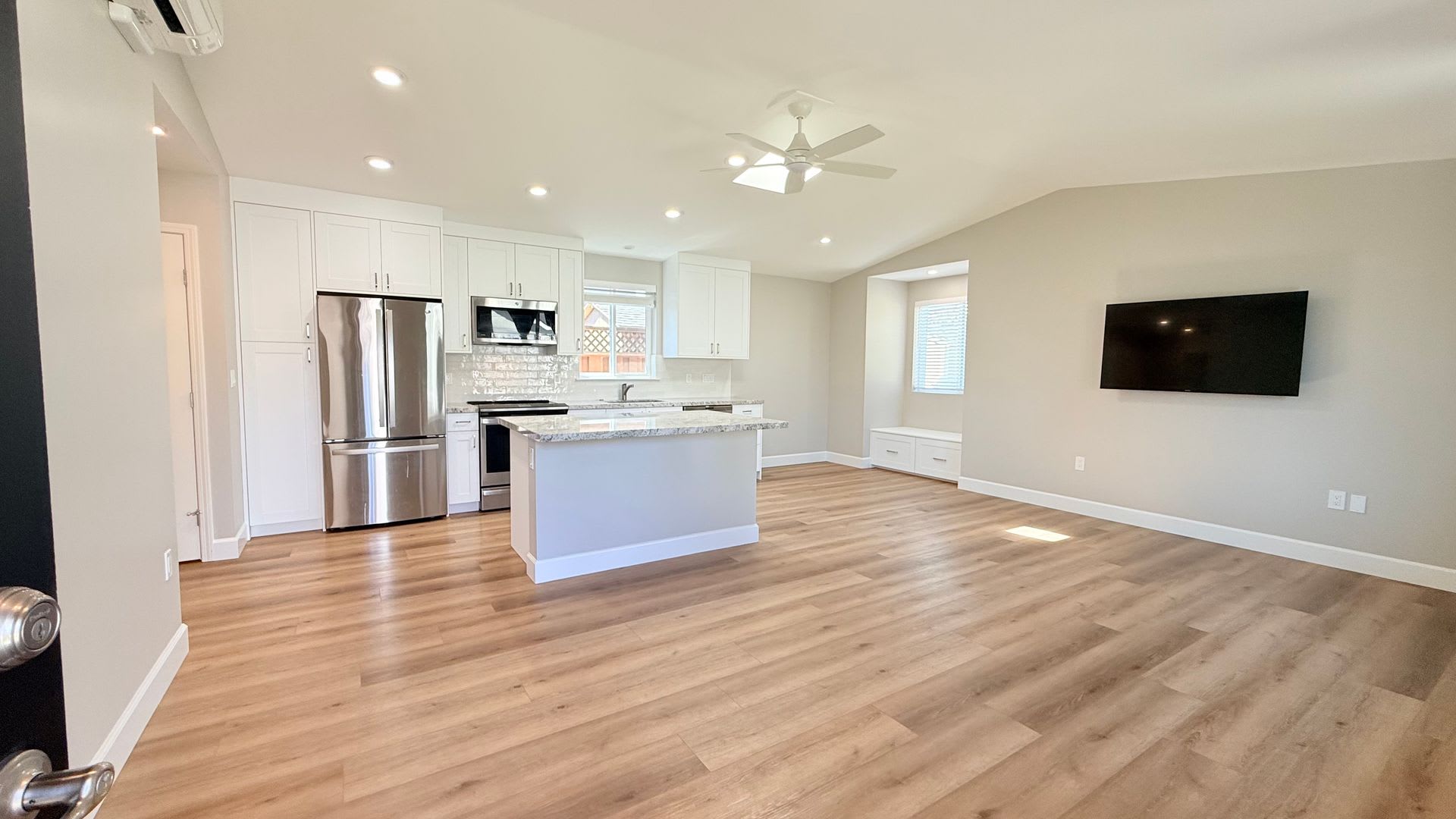 New Built Charming 1Bd 1Ba Single Story Detached Adu In Poet S Corner Pleasant Hill Available Now – photo 5