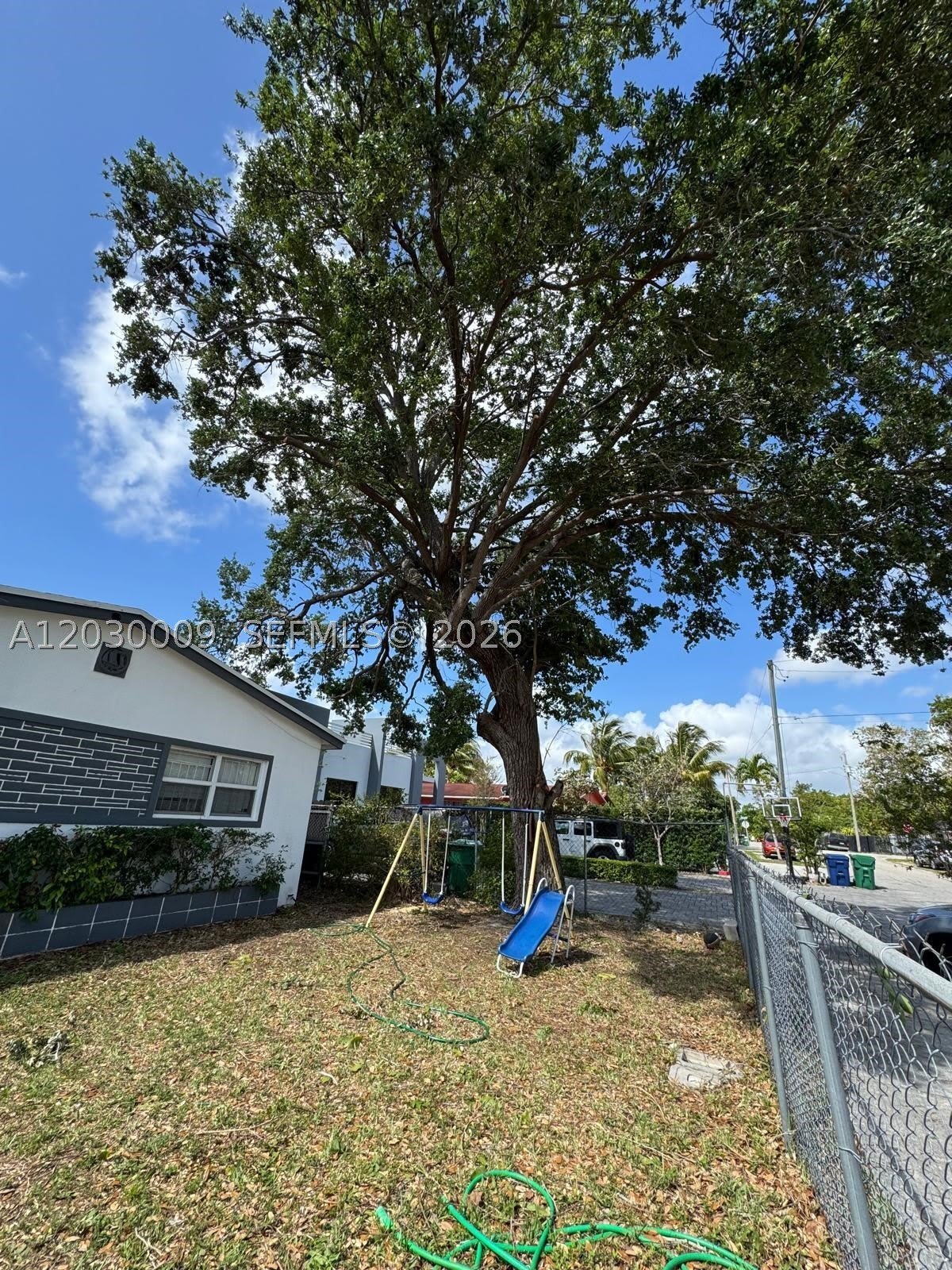 1226 Ne 112Th St – photo 3