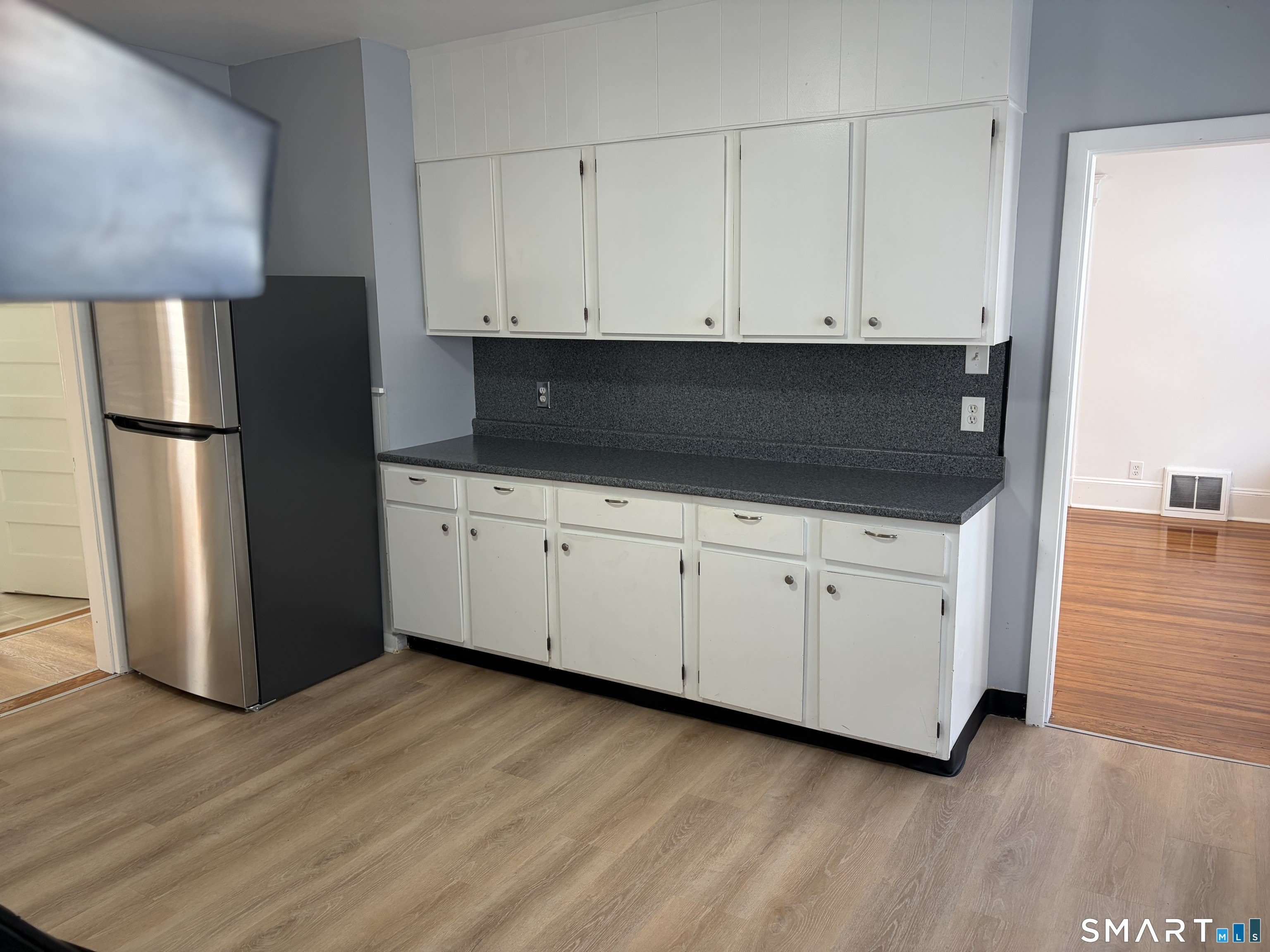 19 Woodland Street – photo 4