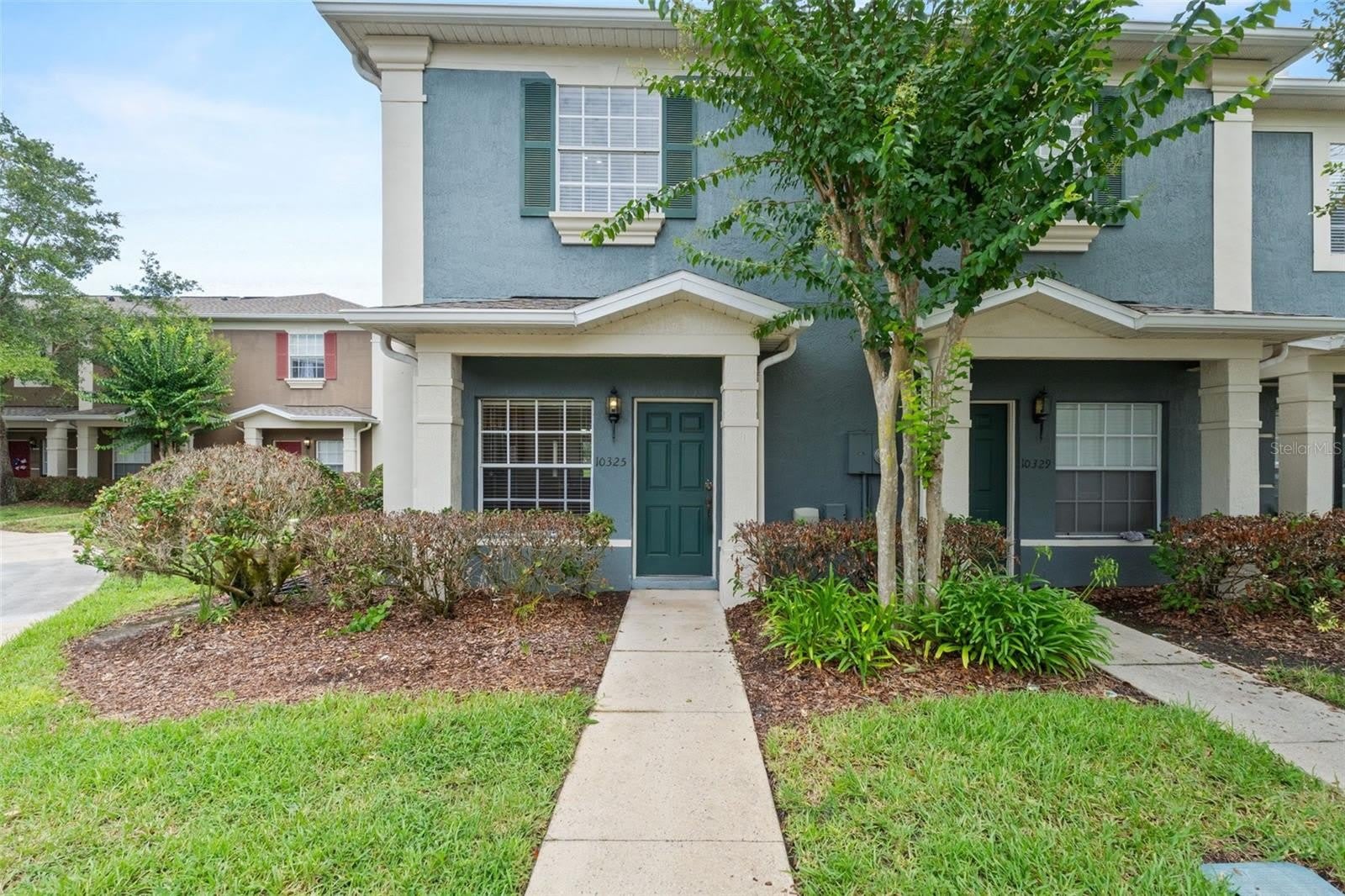 10325 MANDERLEY Way – photo 2