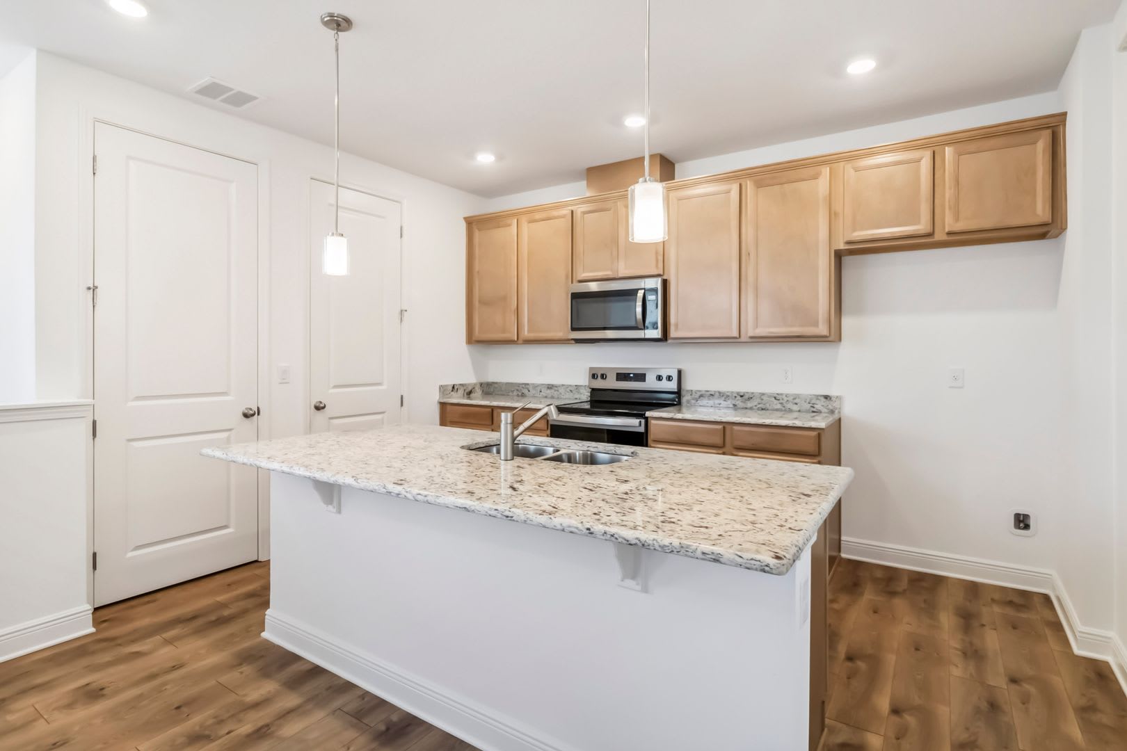 MOVE IN SPECIAL-Beautiful Brand New 1/1 Garage Apartment in Laureate Park, Lake Nona – photo 4