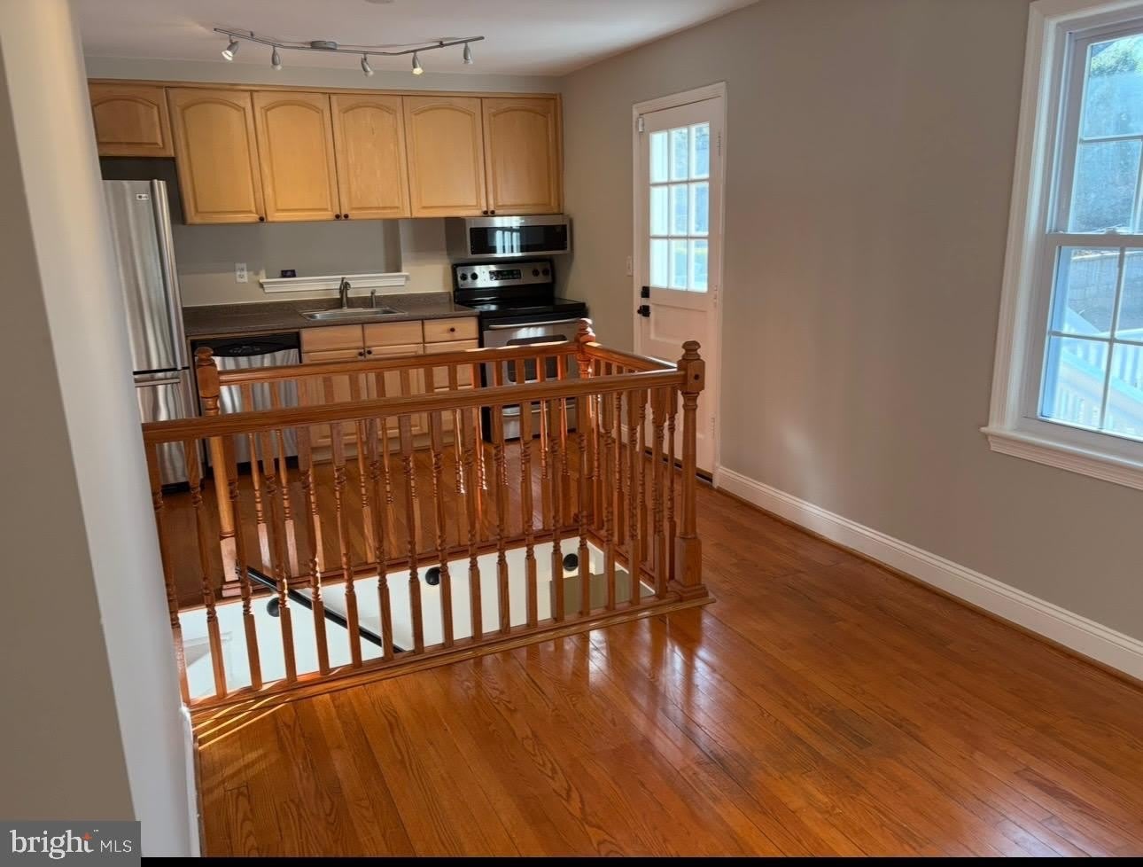 5021 MOUNT VERNON MEMORIAL HWY – photo 4