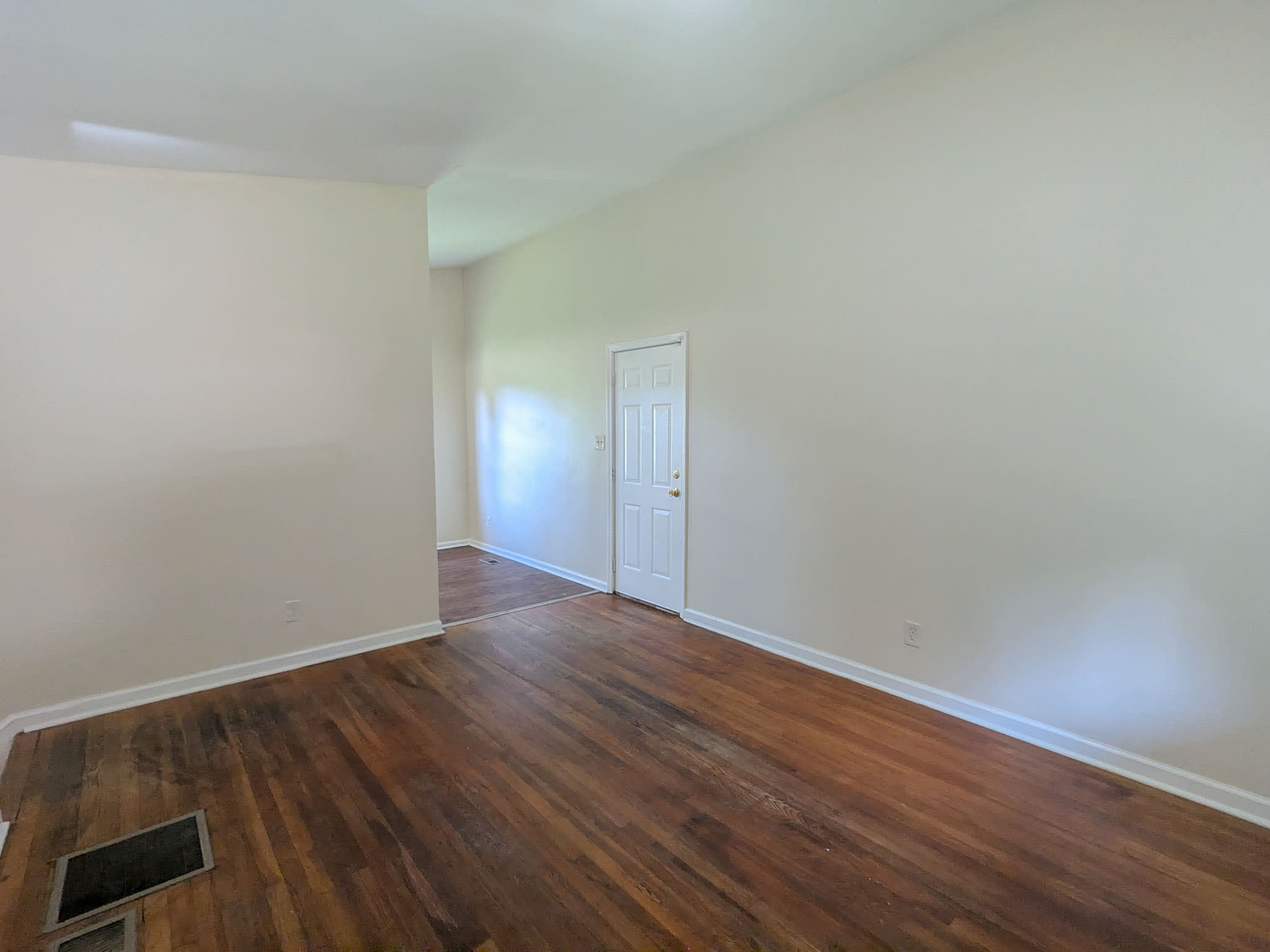 1615 Abner Terrace Northwest – photo 4