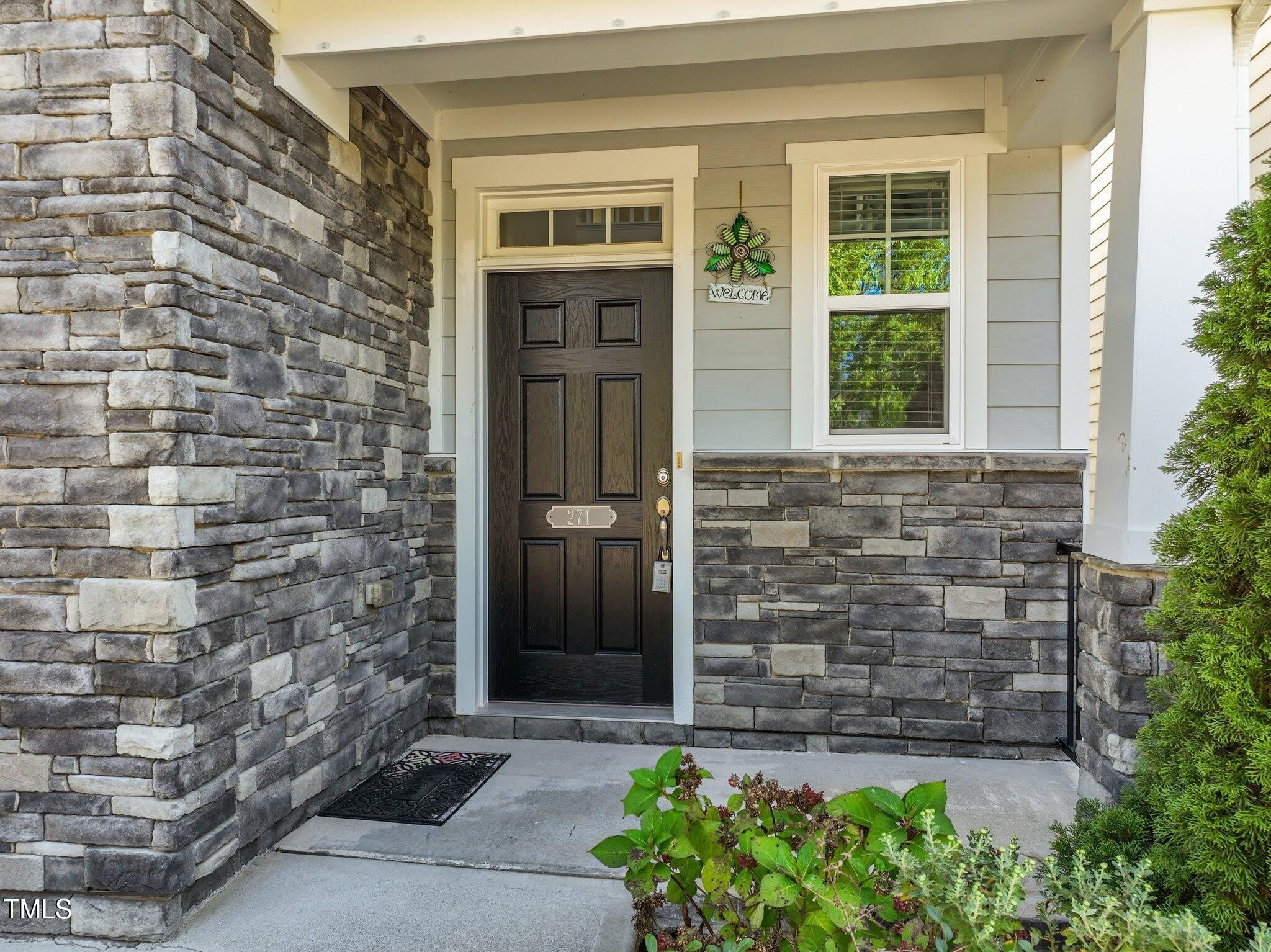 271 Begen Street – photo 4